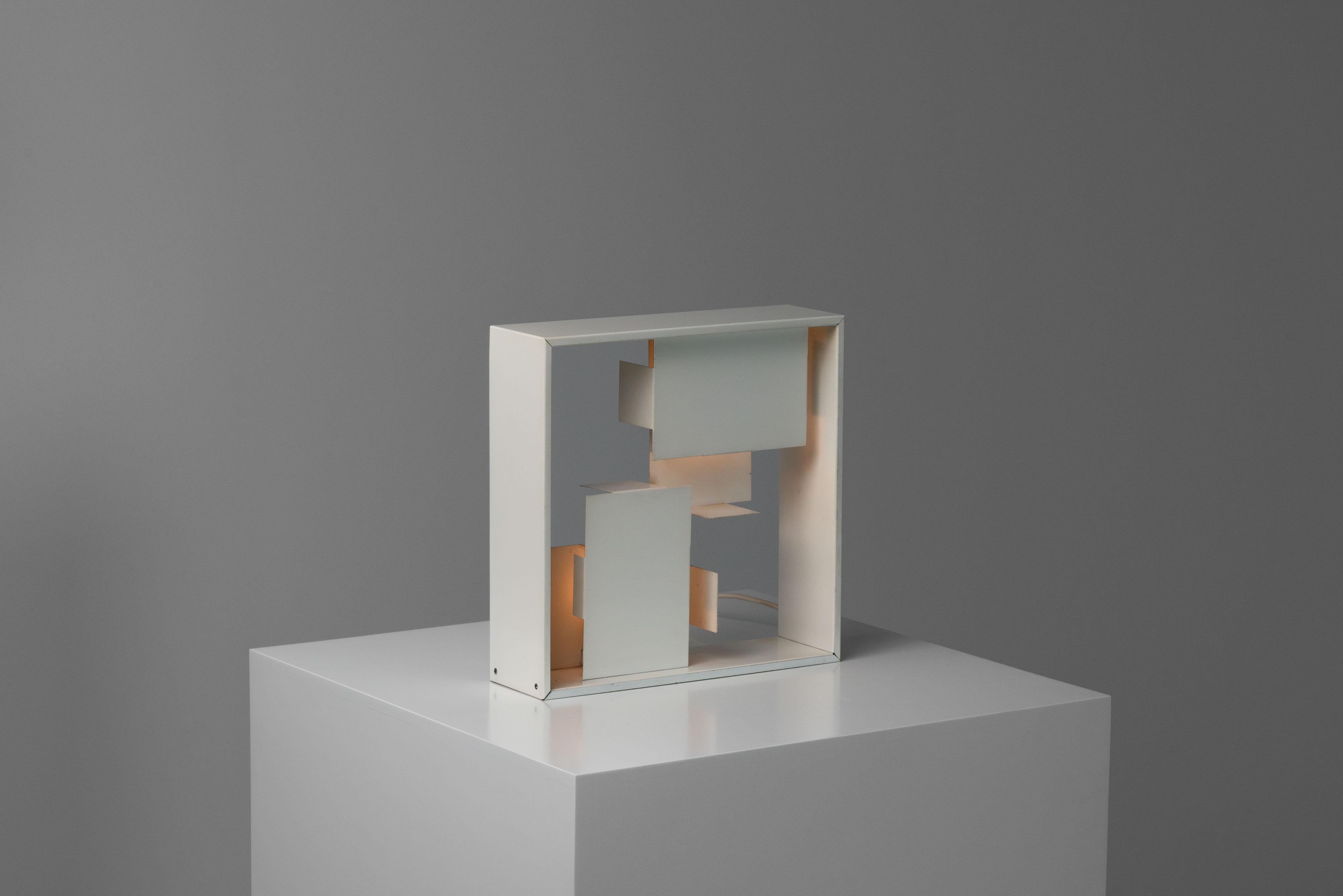 Milieu du XXe siècle Lampe Gio Ponti Fato d'Artemide 1967
