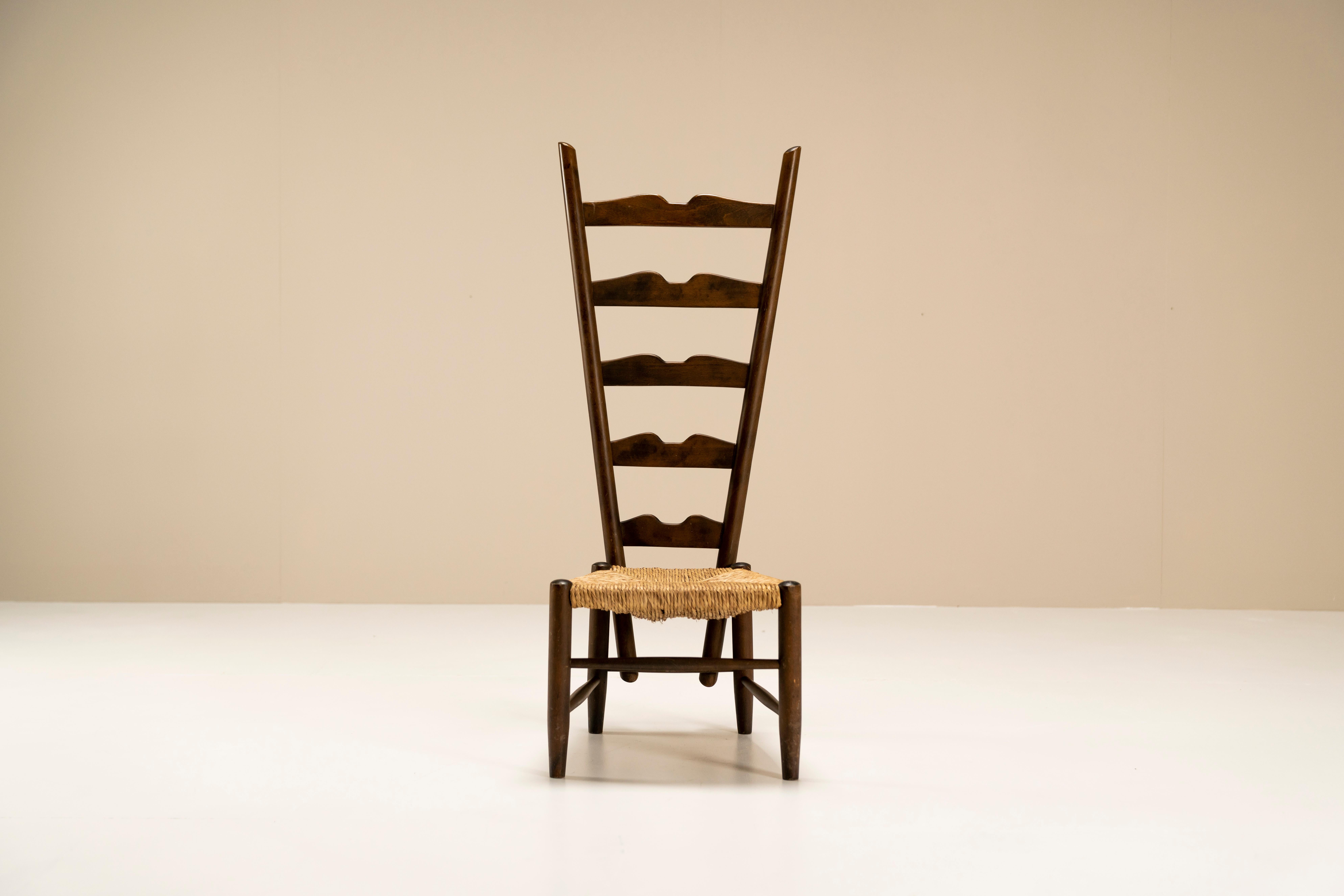 Mid-Century Modern Gio Ponti Fireside Chair in Walnut for Case e Giardino, Italy 1930s