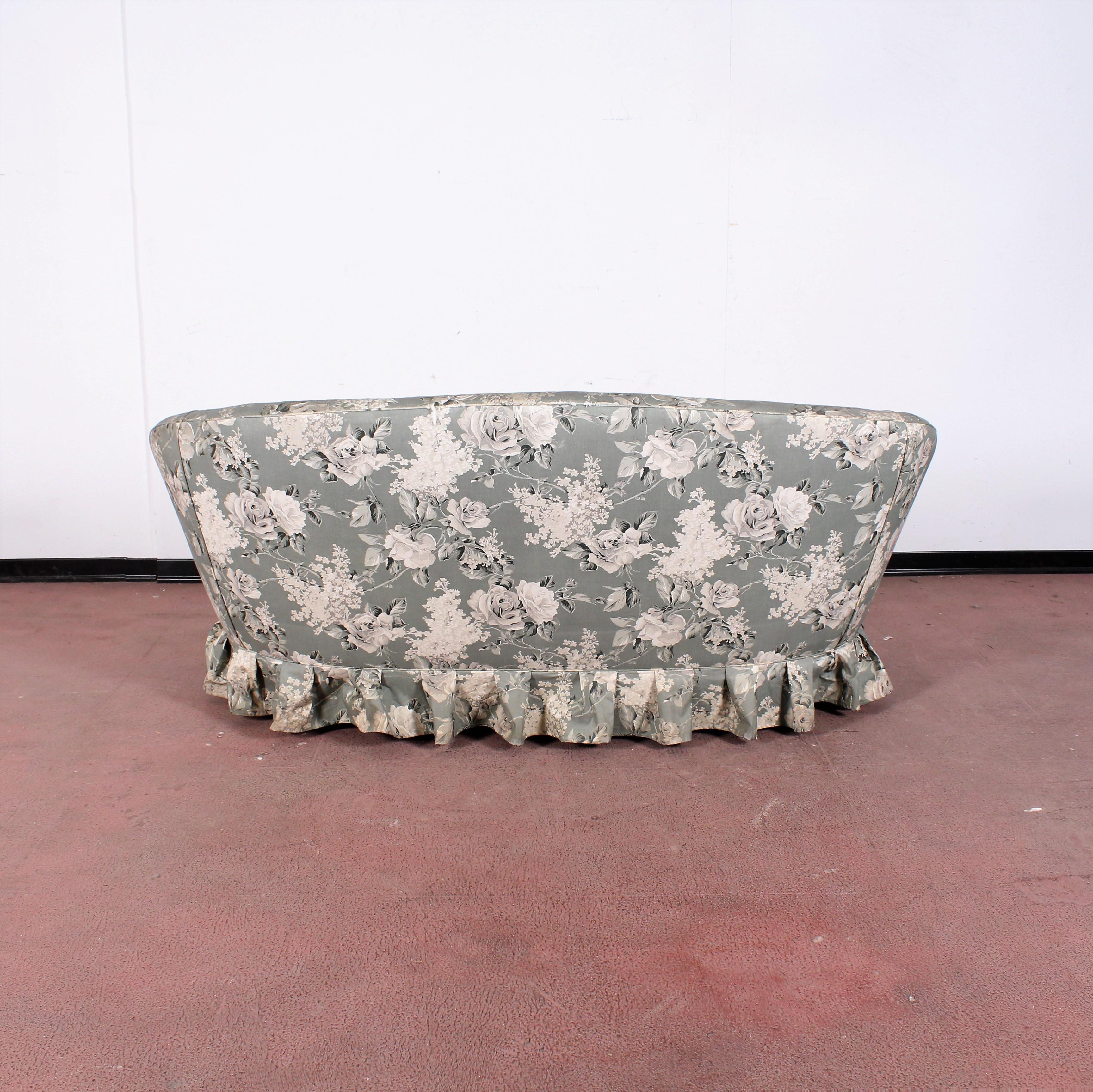 Stoff-Sofa im Mid-Century-Stil von Gio Ponti für „Casa e Giardino“, Italien, 1950er Jahre im Zustand „Gut“ im Angebot in Palermo, IT