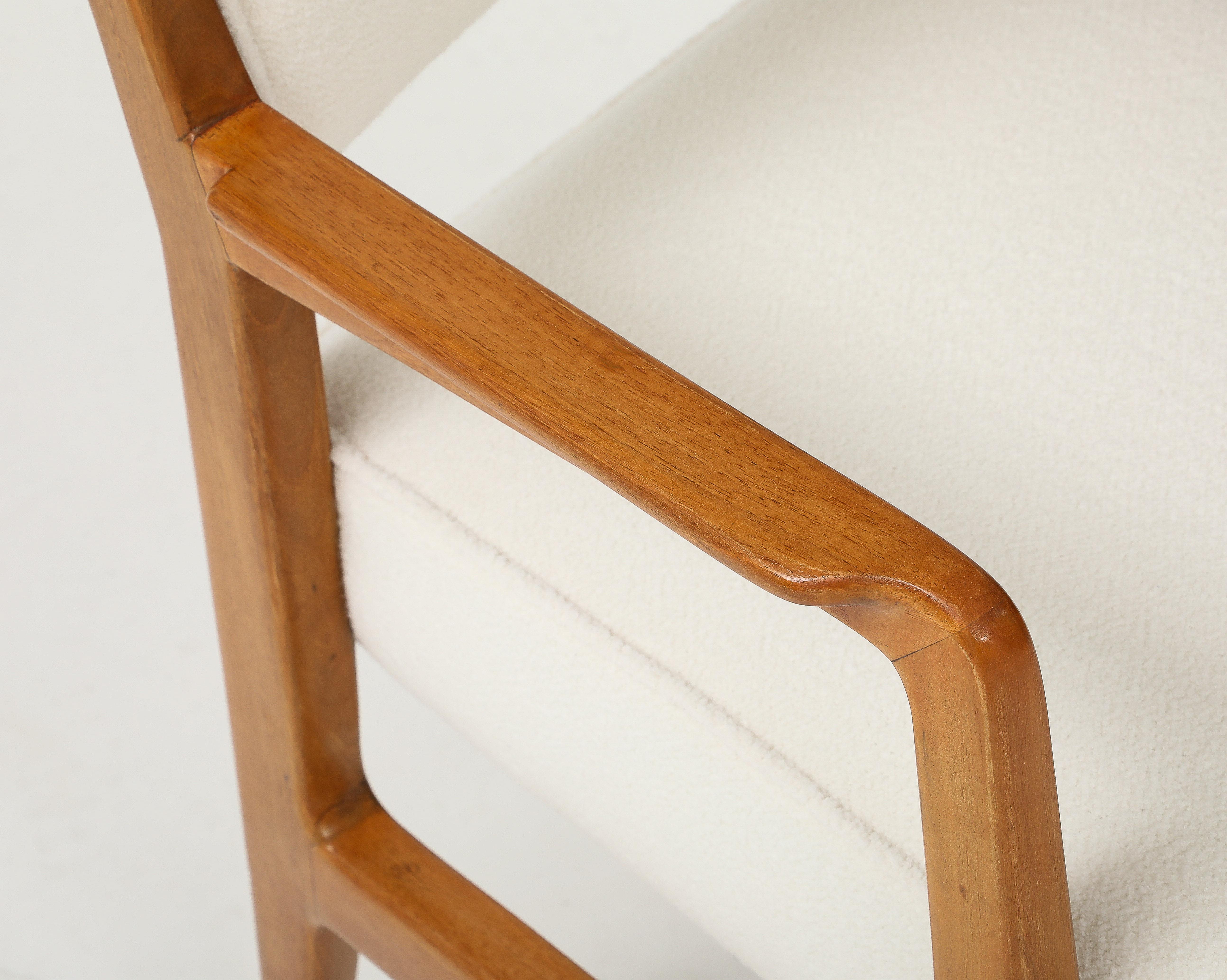 Gio Ponti para Cassina Sillón raro de roble Modelo 110 en bouclé marfil, Italia, años 50 en venta 3