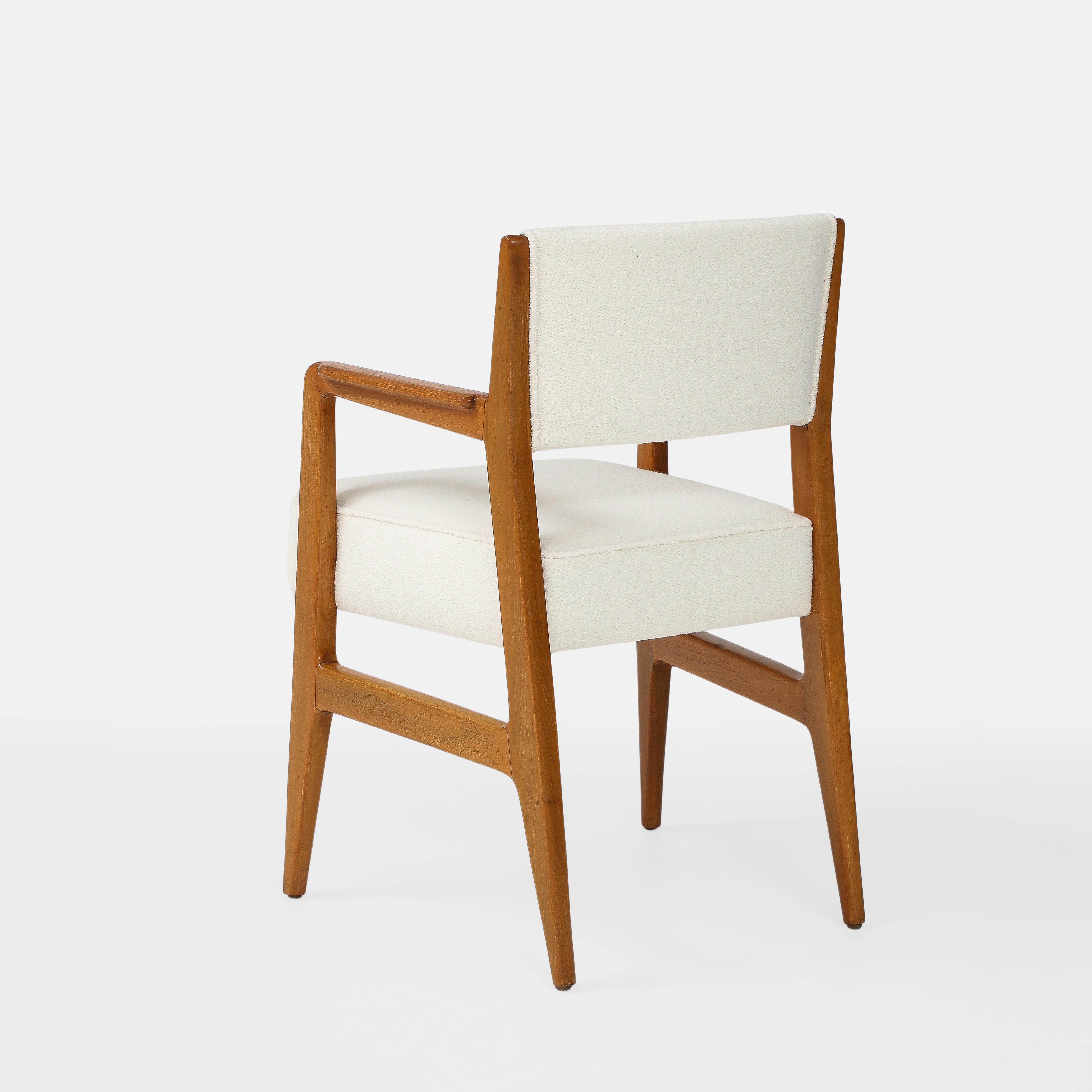 Gio Ponti para Cassina Sillón raro de roble Modelo 110 en bouclé marfil, Italia, años 50 Moderno de mediados de siglo en venta