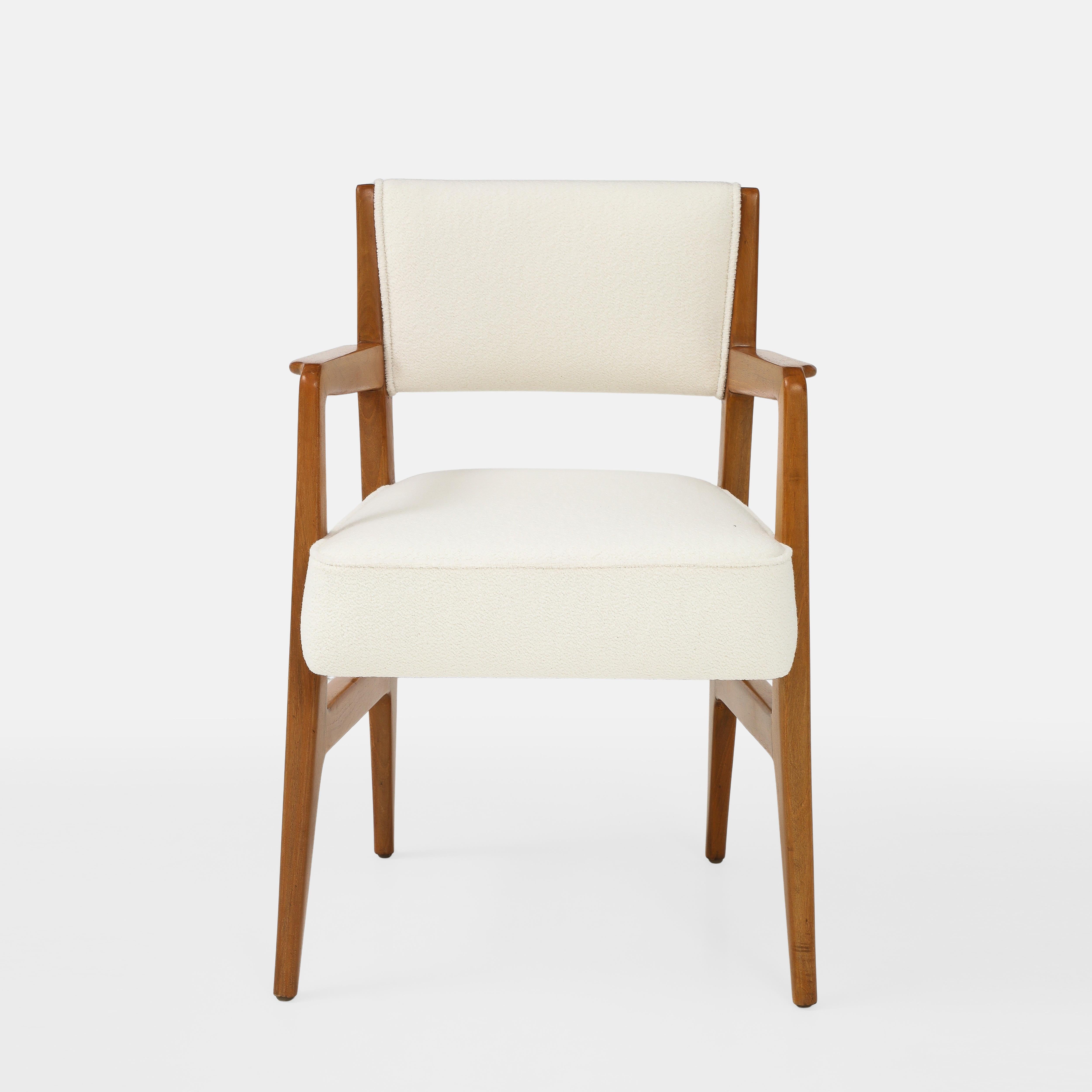 Gio Ponti para Cassina Sillón raro de roble Modelo 110 en bouclé marfil, Italia, años 50 en venta 1