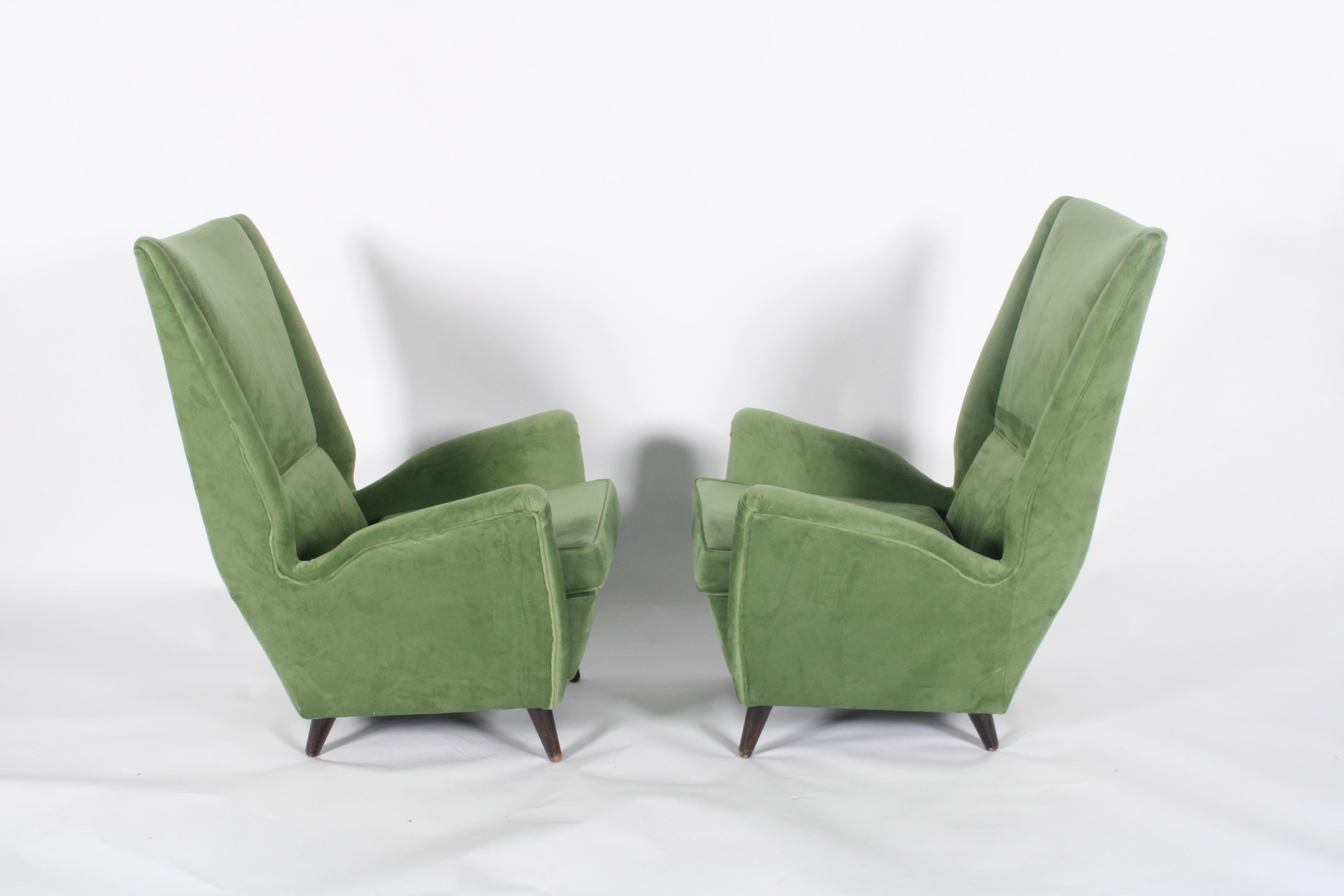 Mid-20th Century Gio Ponti for Isa Bergamo Mid Century Modern Wing Back Armchairs For Sale