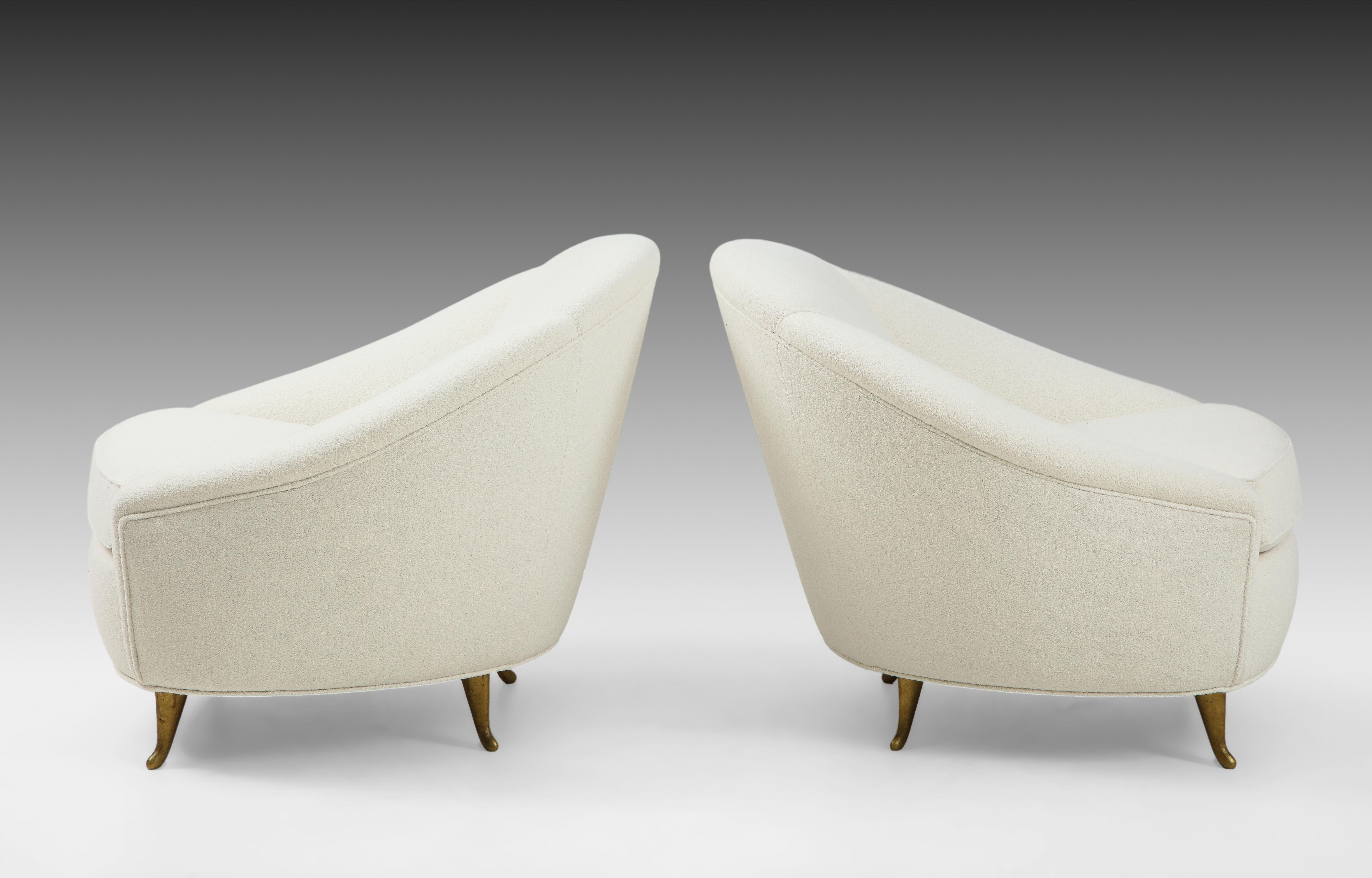 Gio Ponti for ISA Pair of Ivory Bouclé Armchairs In Good Condition In New York, NY