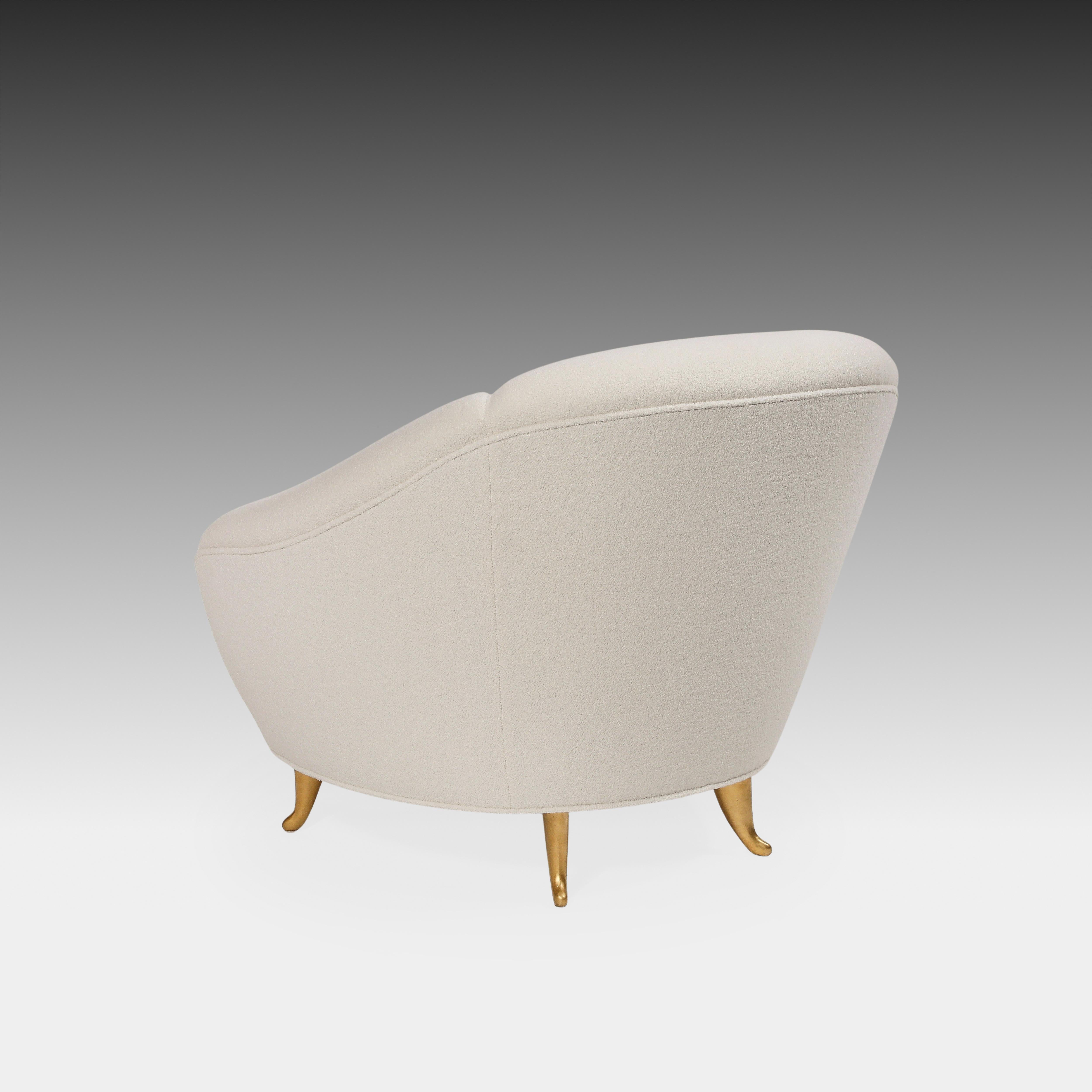 Gio Ponti for ISA Rare Set of Four Ivory Bouclé Armchairs or Lounge Chairs 1950s For Sale 7