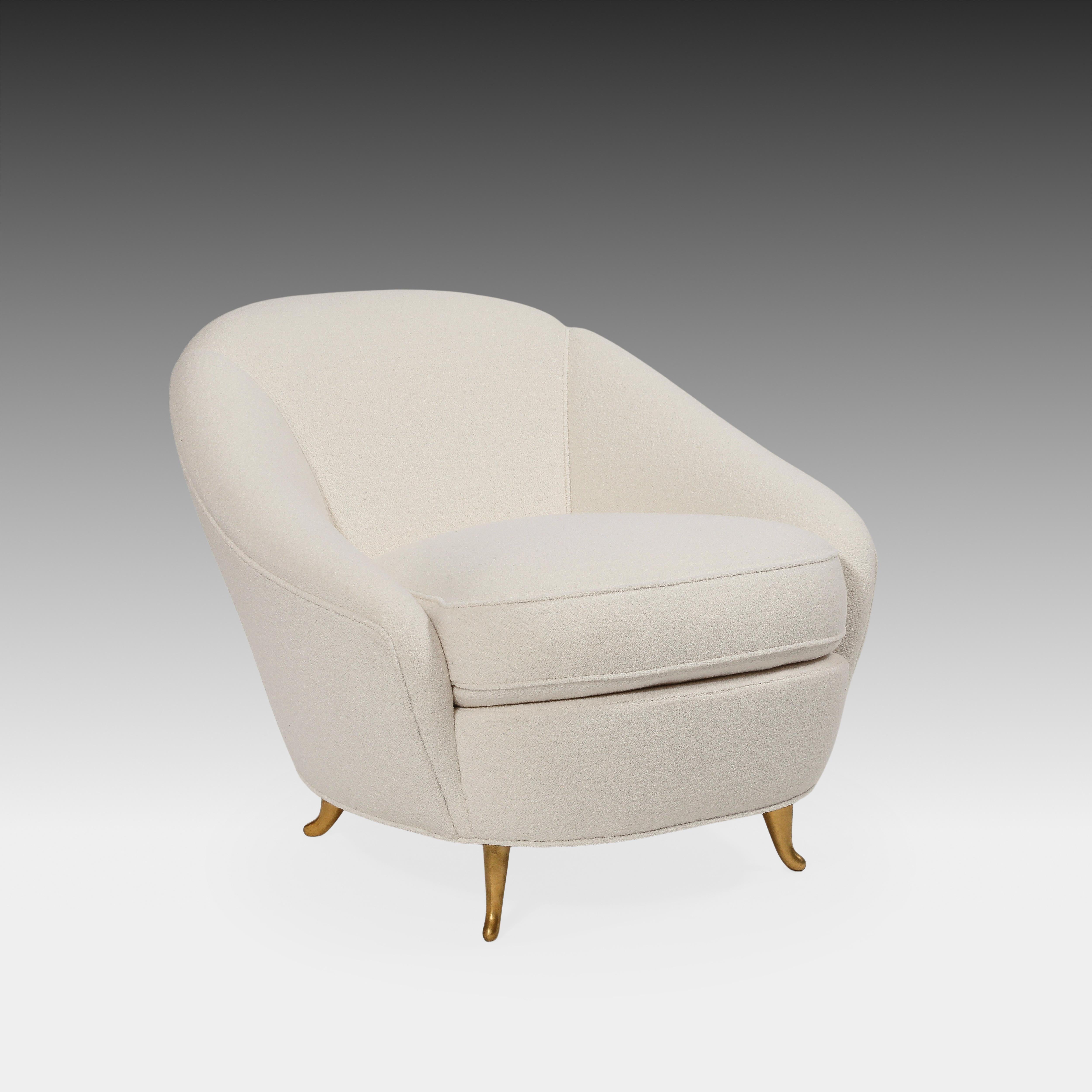 Gio Ponti for ISA Rare Set of Four Ivory Bouclé Armchairs or Lounge Chairs 1950s For Sale 10