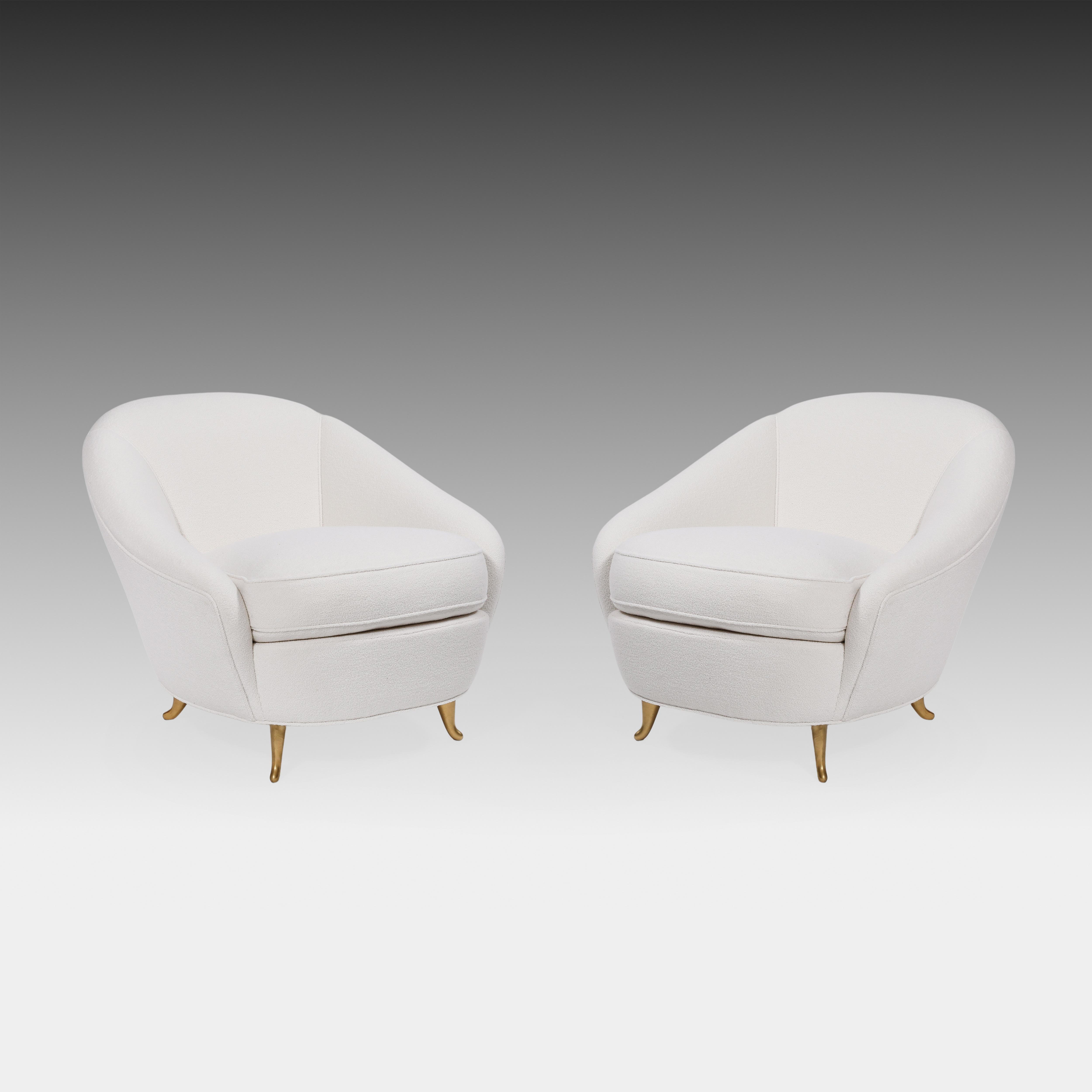 Mid-Century Modern Gio Ponti pour ISA Rare ensemble de quatre fauteuils ou chaises longues en bouclette d'ivoire années 1950 en vente