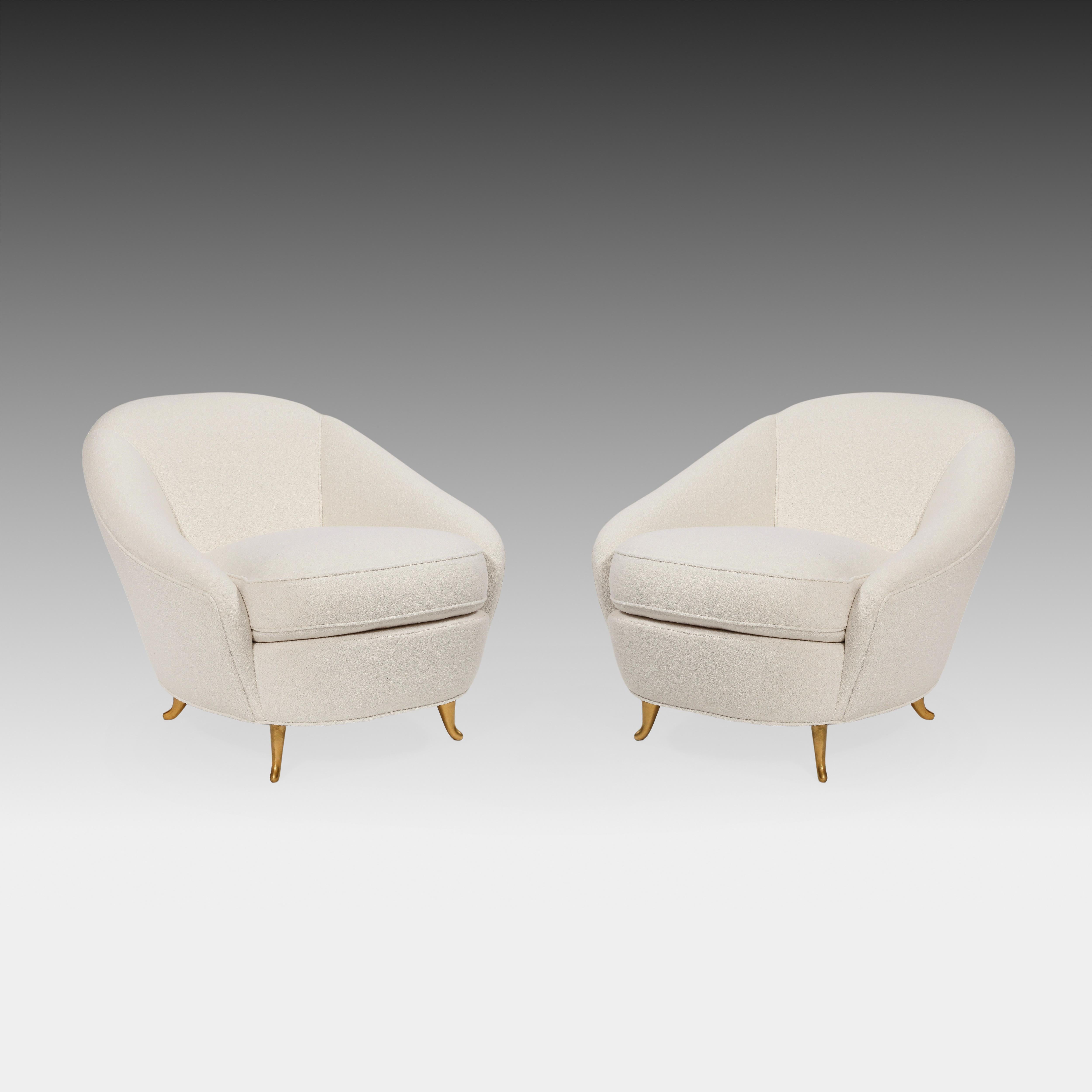 Mid-Century Modern Gio Ponti for ISA Rare Set of Four Ivory Bouclé Armchairs or Lounge Chairs 1950s For Sale