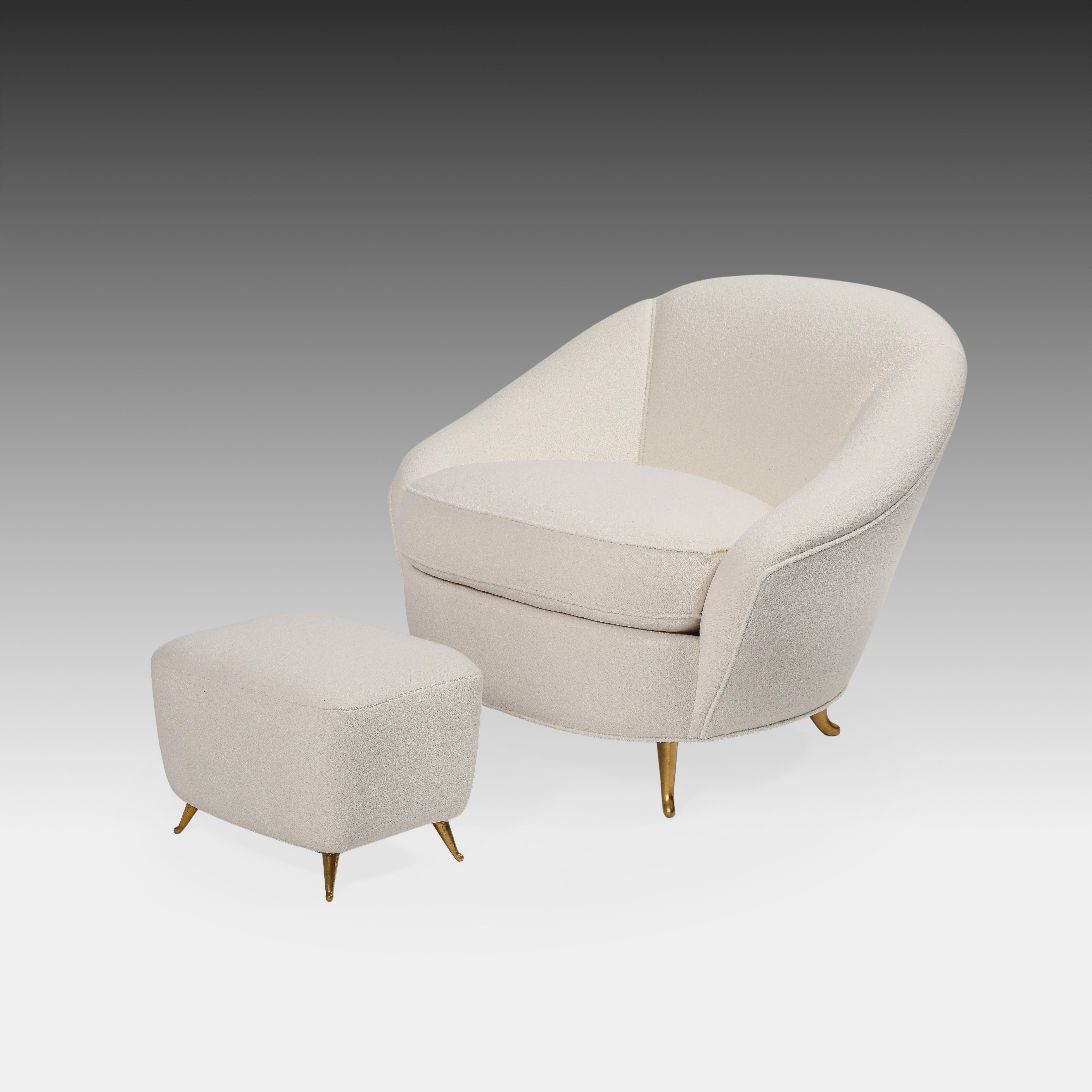 Gio Ponti für ISA Seltenes Paar elfenbeinfarbener Bouclé-Sessel oder Lounge-Sessel 1950er Jahre (Mitte des 20. Jahrhunderts) im Angebot