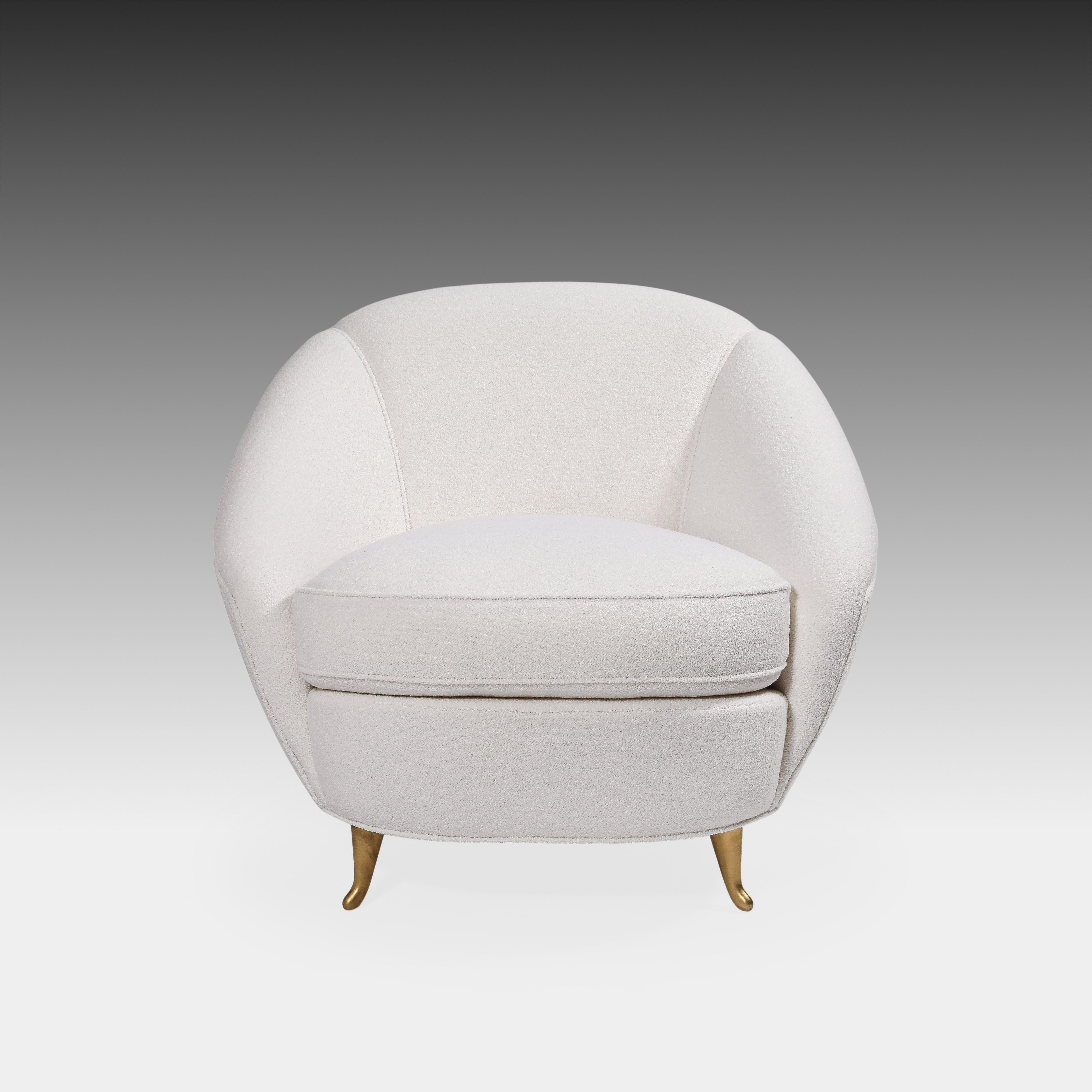 Gio Ponti pour ISA Rare ensemble de quatre fauteuils ou chaises longues en bouclette d'ivoire années 1950 en vente 2