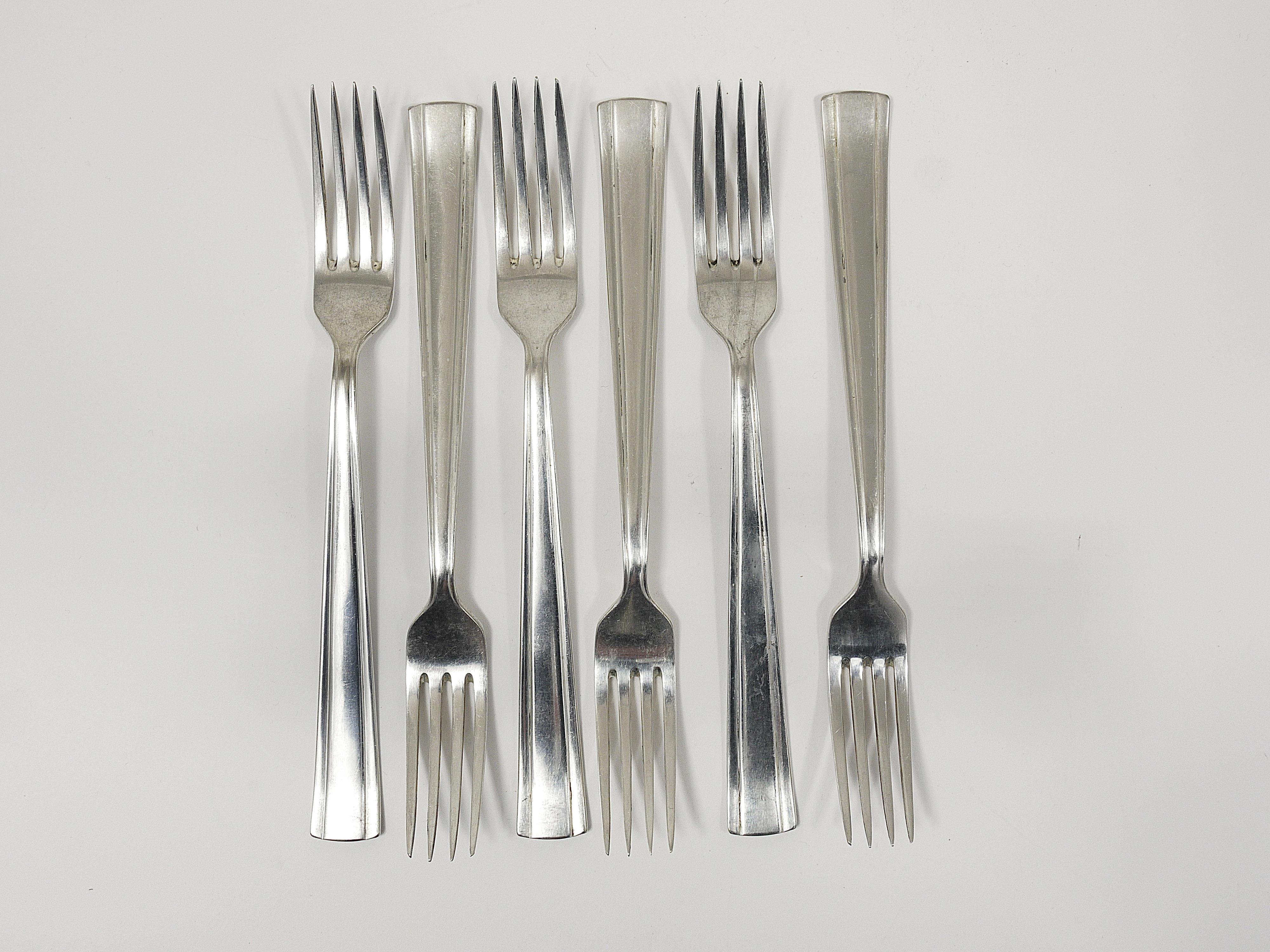 Gio Ponti for Krupp Silvered Flatware Cutlery for Six, 31 pcs., Austria, 1950s For Sale 3
