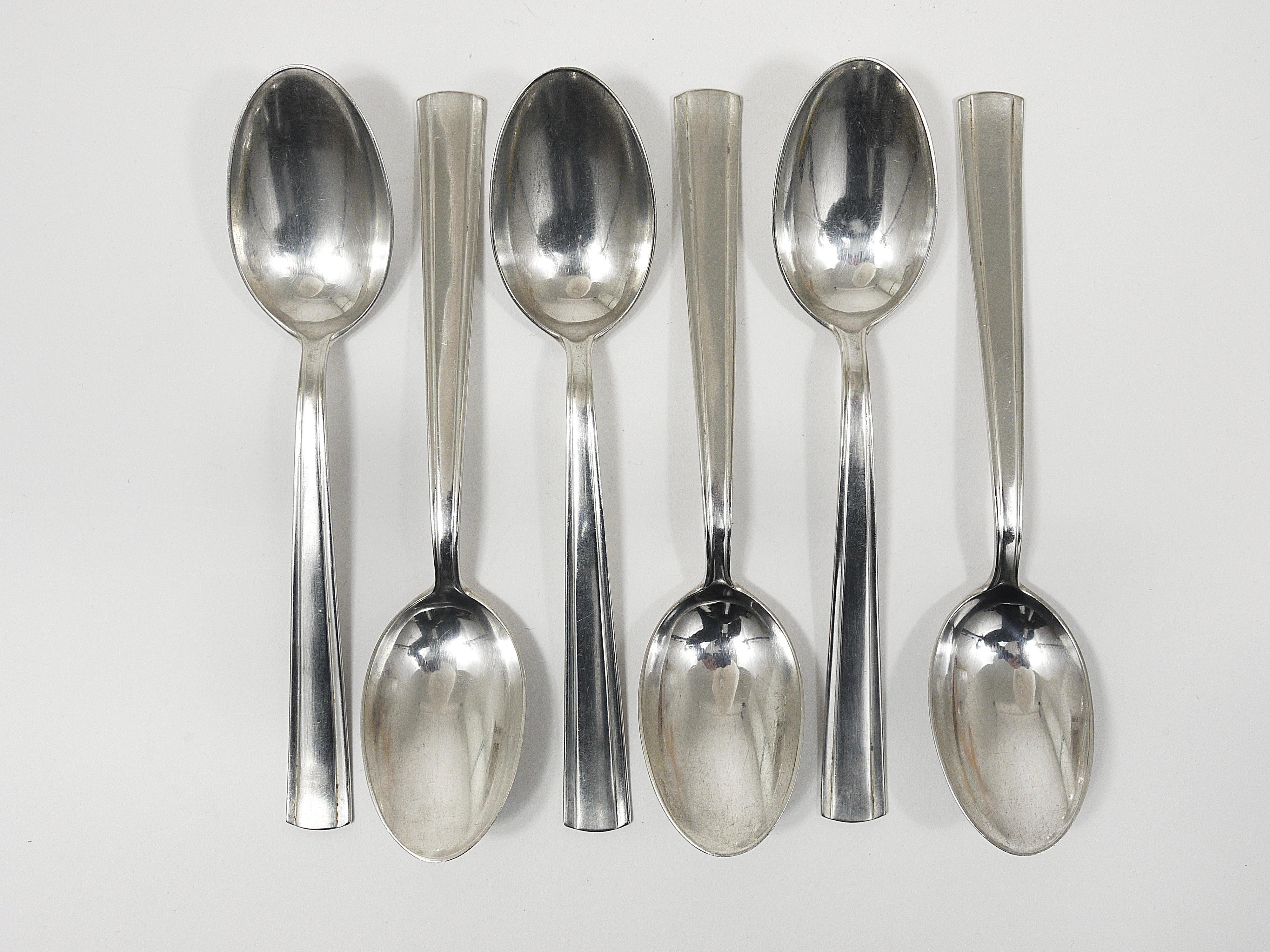 Gio Ponti for Krupp Silvered Flatware Cutlery for Six, 31 pcs., Austria, 1950s For Sale 4