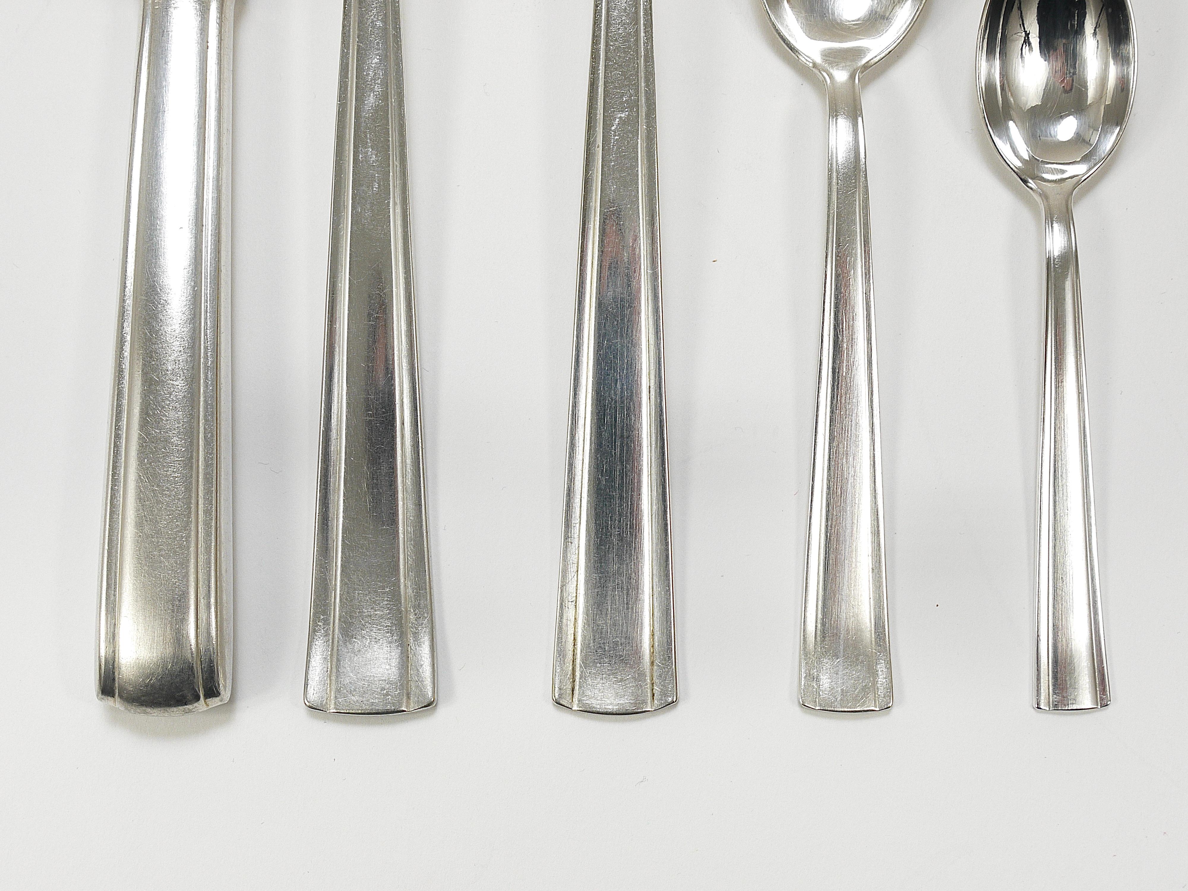 Gio Ponti for Krupp Silvered Flatware Cutlery for Six, 31 pcs., Austria, 1950s For Sale 1