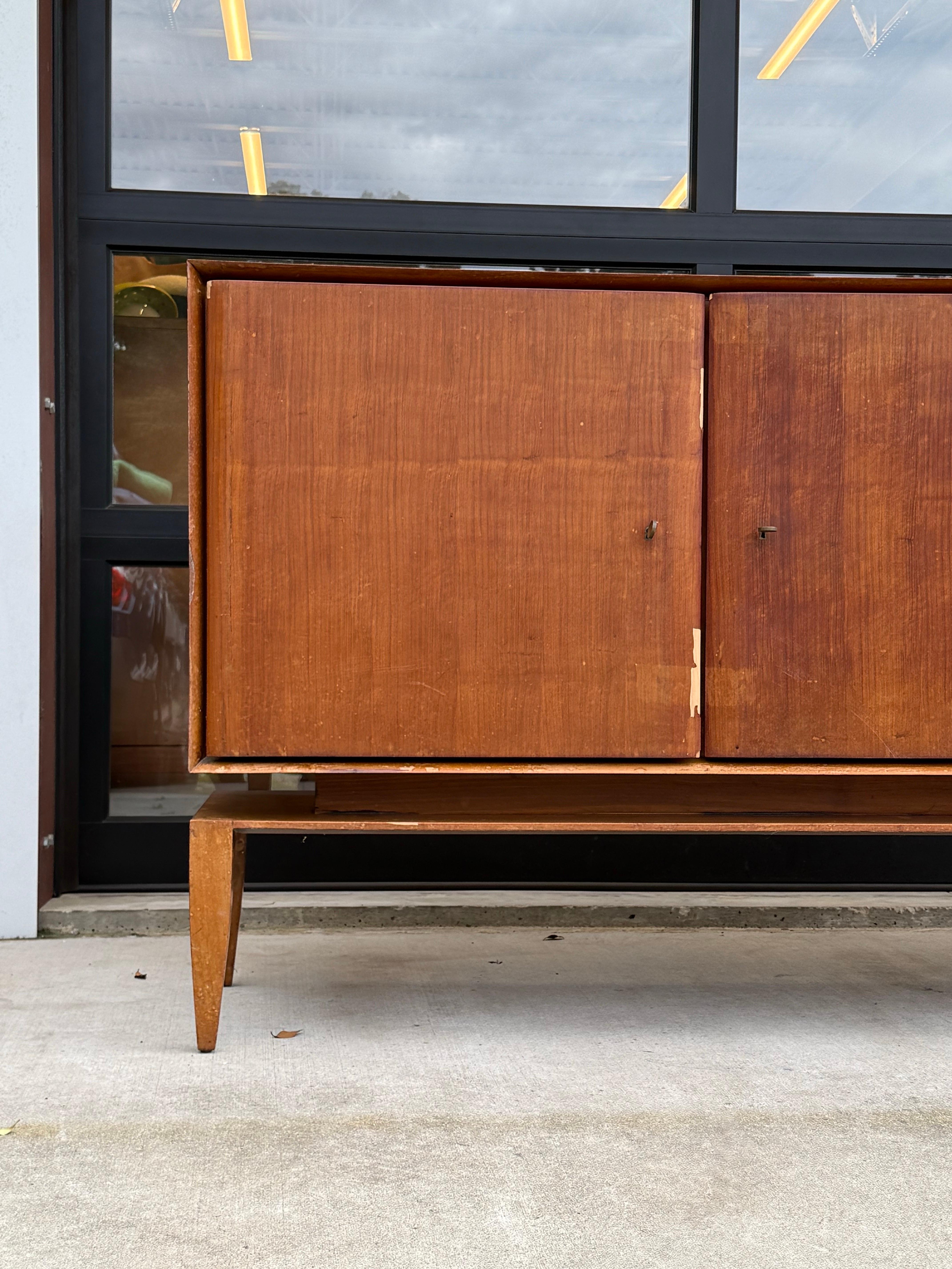 Gio Ponti for M. Singer and Sons Rare Model 2160 Floating Credenza For Sale 3