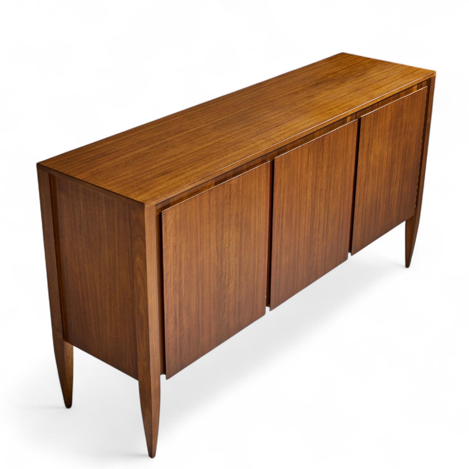 Gio Ponti for Singer and Sons meuble de rangement mi-siècle en noyer Modèle 2160 en vente 3
