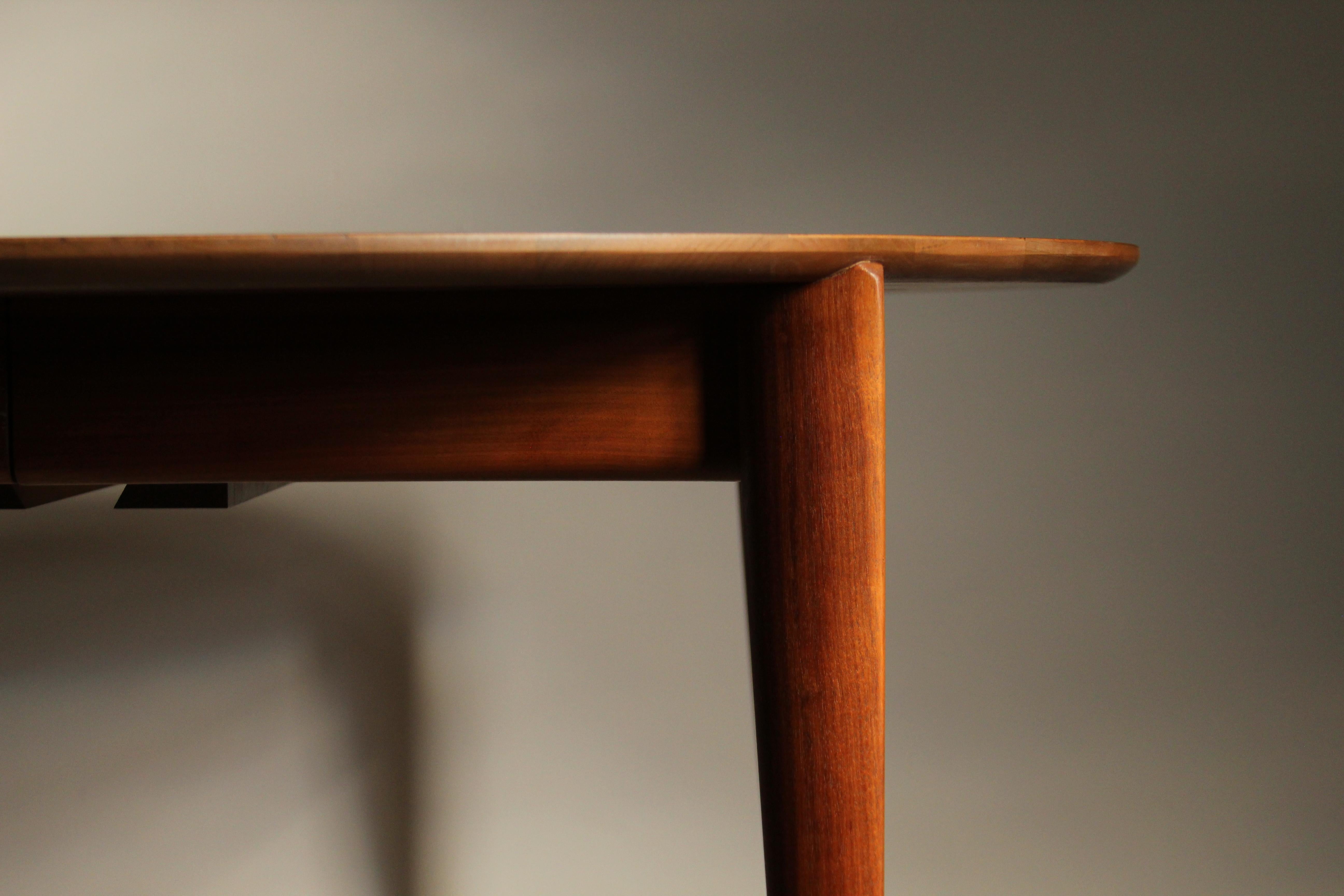 Gio Ponti for Singer and Sons 'Model 2135' Dining Table, 1950s (Italienisch) im Angebot