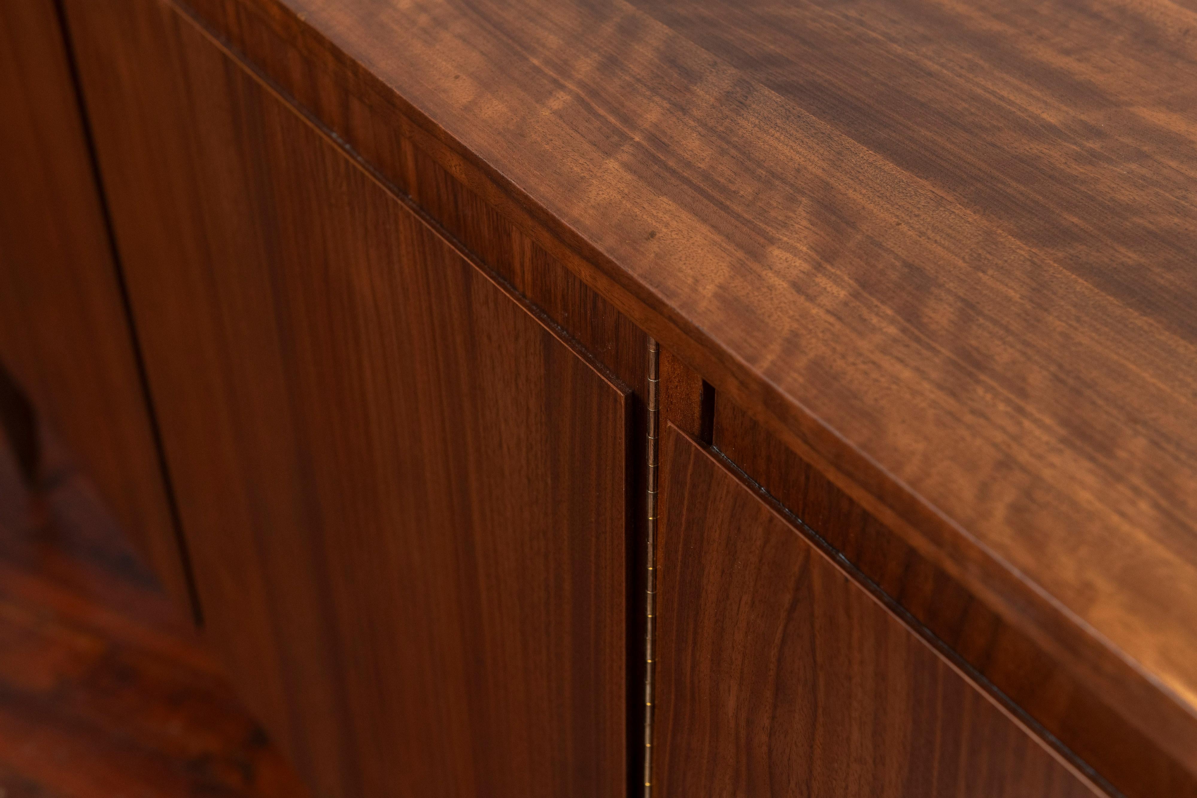 Gio Ponti for Singer & Sons Credenza, Model 2160 For Sale 3