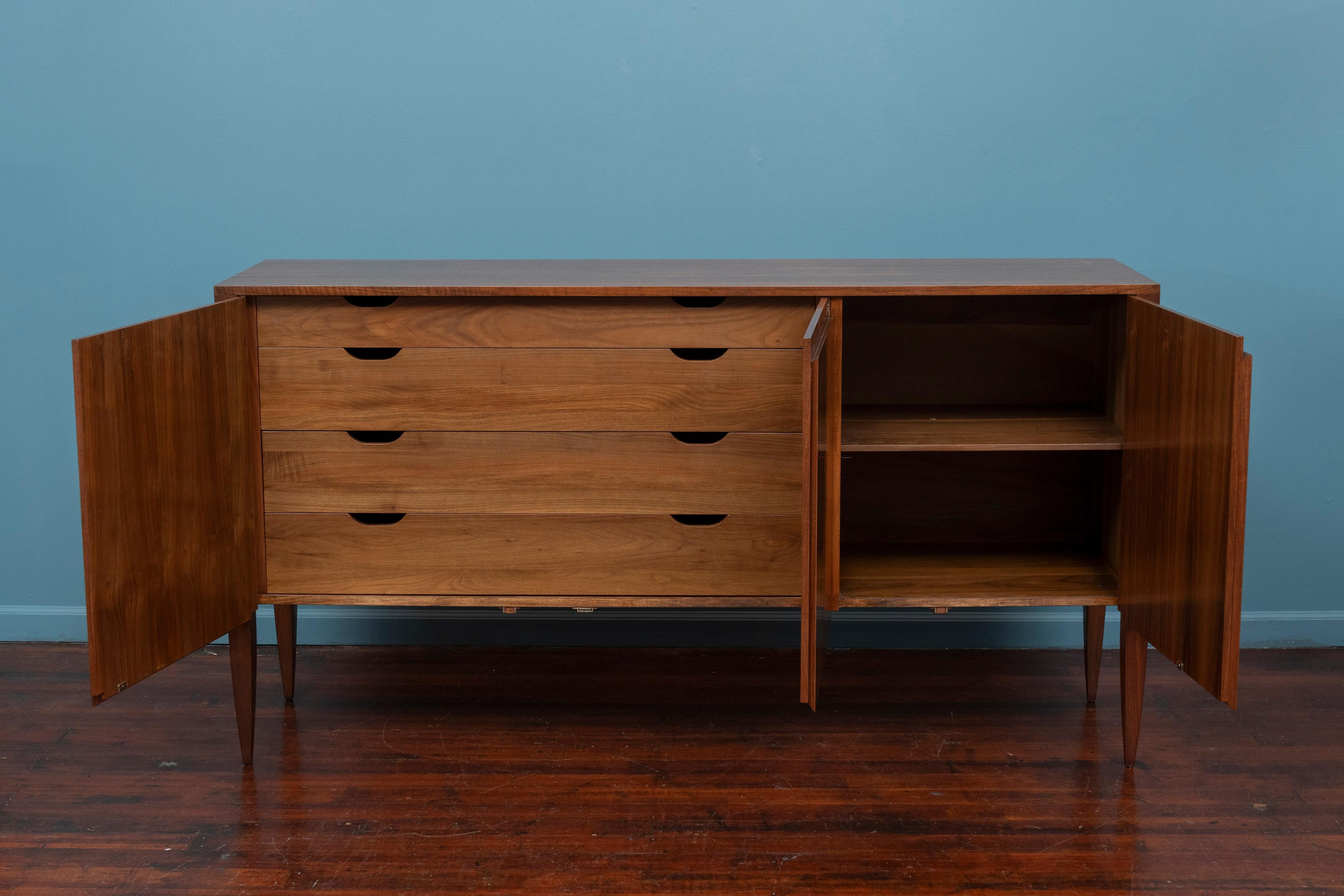 Mid-20th Century Gio Ponti for Singer & Sons Credenza, Model 2160 For Sale