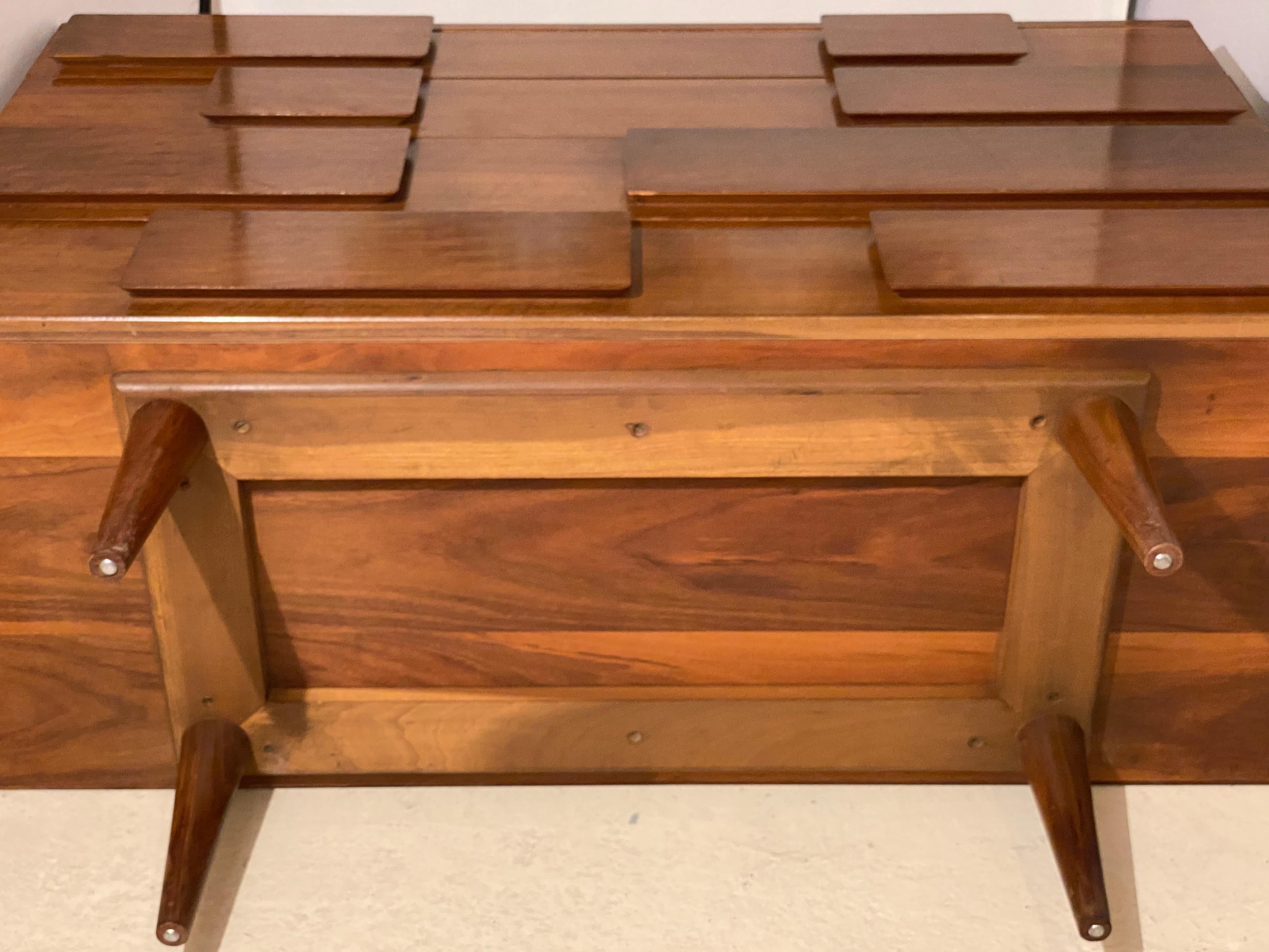 Gio Ponti, Singer and Sons, Italian Mid-Century Modern, Walnut, Chest, 1950s For Sale 10