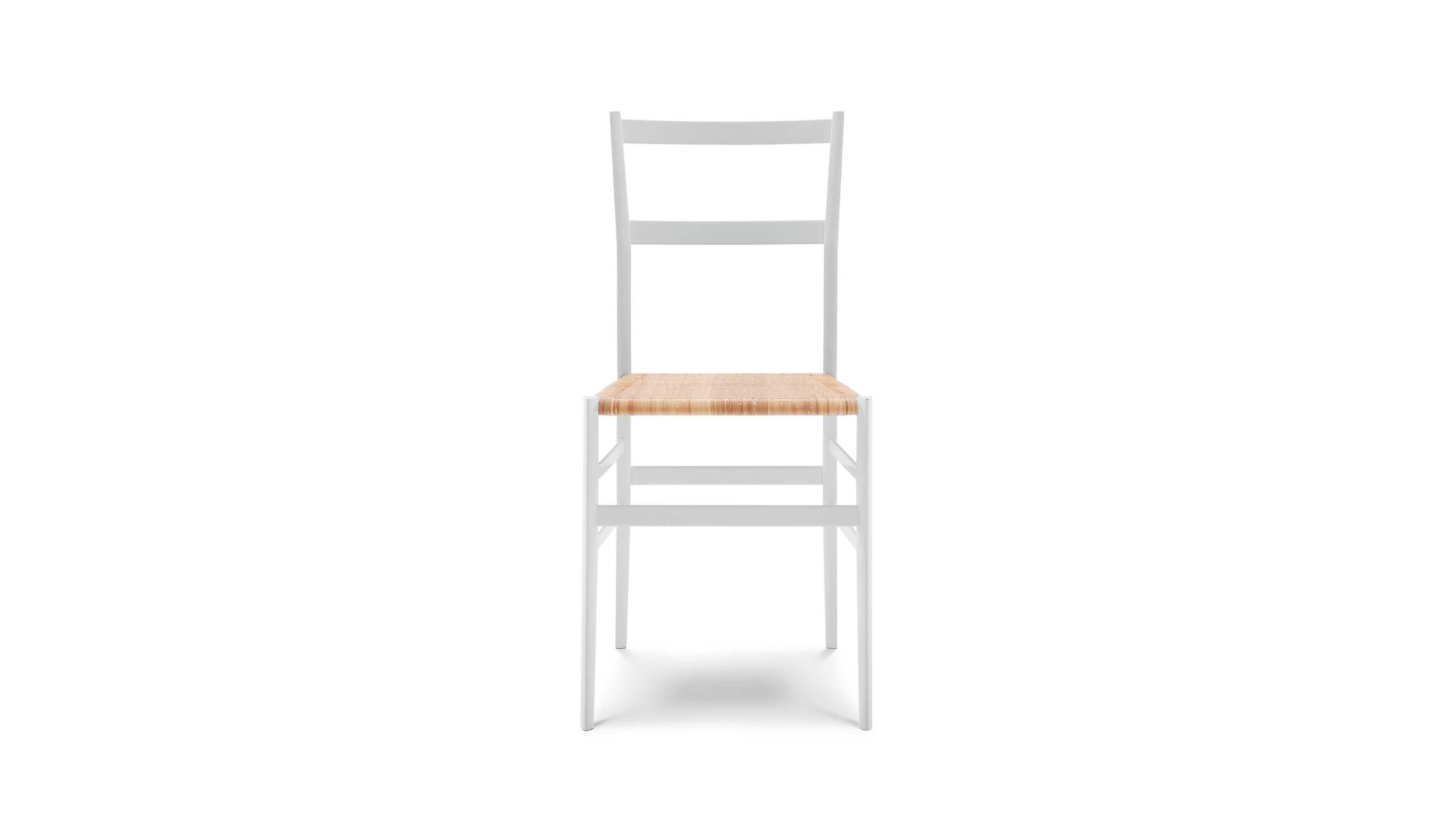 Gio Ponti Frassino Tinto Bianco  Aswood Superleggera Chair For Cassina

Manufactured since 1957, the 699 Superleggera wood chair is the rare combination of the architect’s innovative quest and the cutting-edge experimentation by the Meda-based