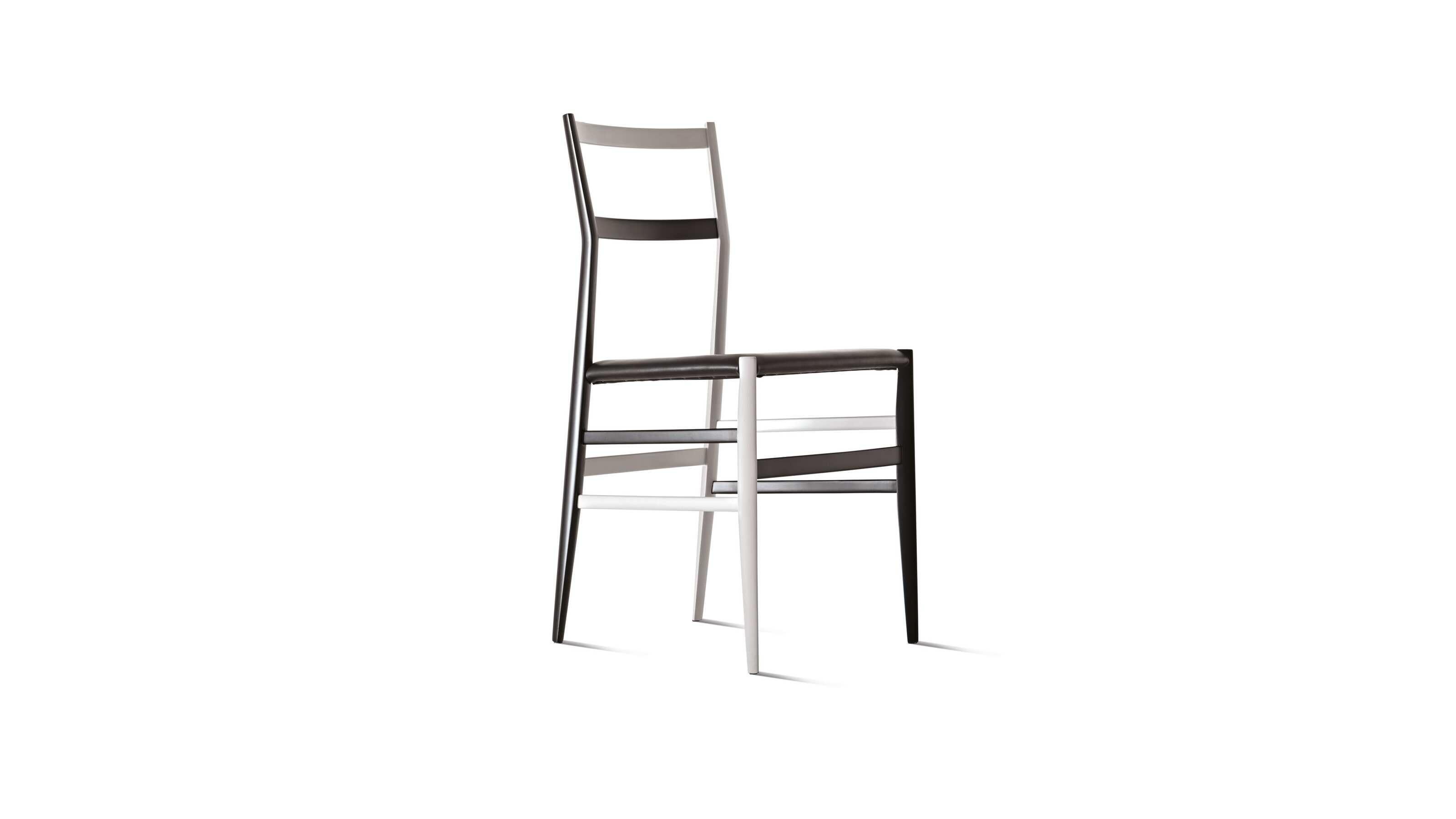 Gio Ponti Frassino Tinto Black & White Aswood Superleggera Chair For Cassina

Manufactured since 1957, the 699 Superleggera wood chair is the rare combination of the architect’s innovative quest and the cutting-edge experimentation by the Meda-based