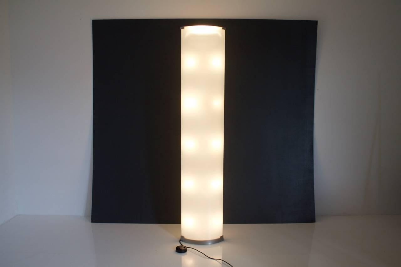 Gio Ponti Glass Floor Lamp Pirellone Fontana Arte, 1967 In Good Condition In Frankfurt / Dreieich, DE