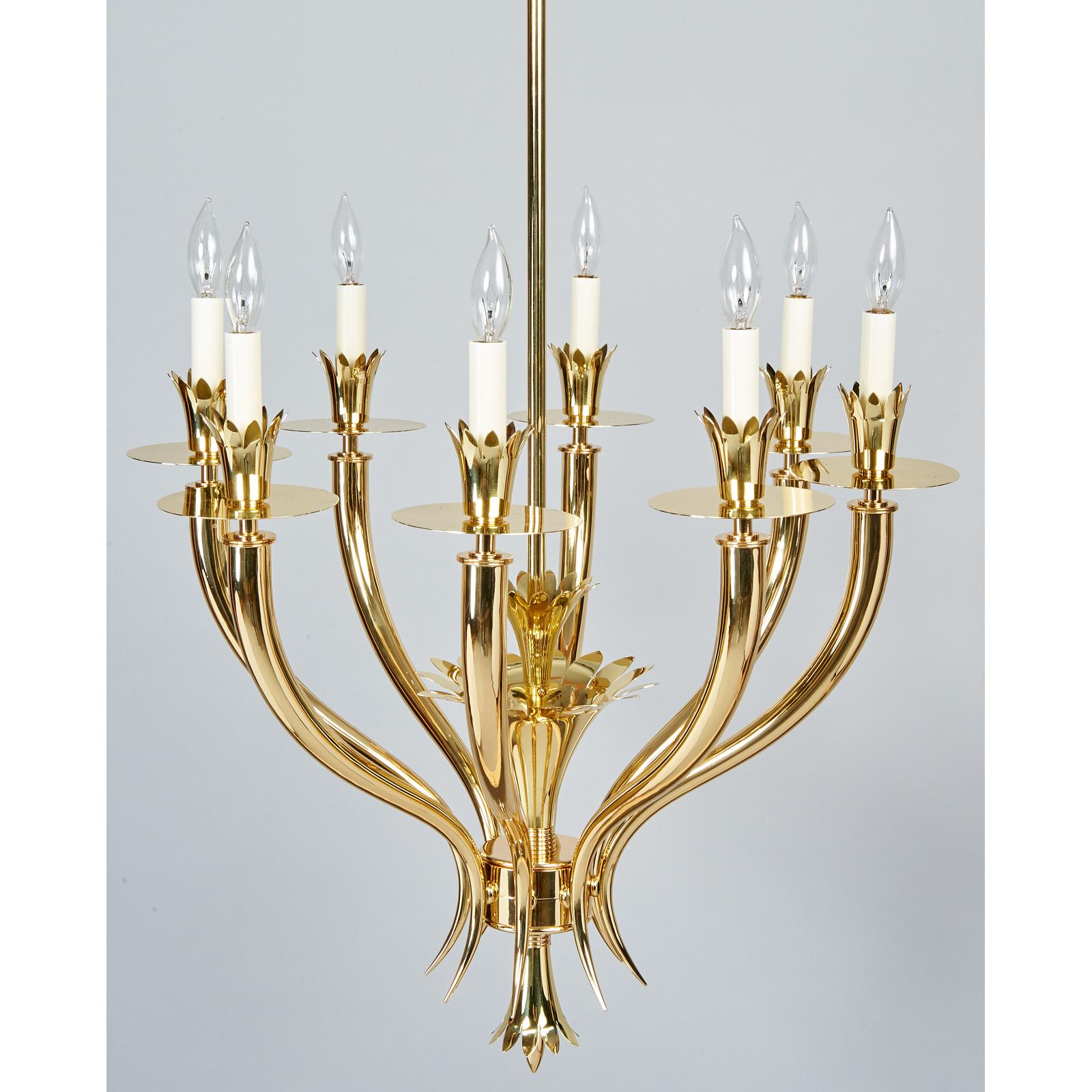 Mid-20th Century Gio Ponti: Important Geometric 8-Arm Chandelier in Polished Brass, Italy 1930s For Sale
