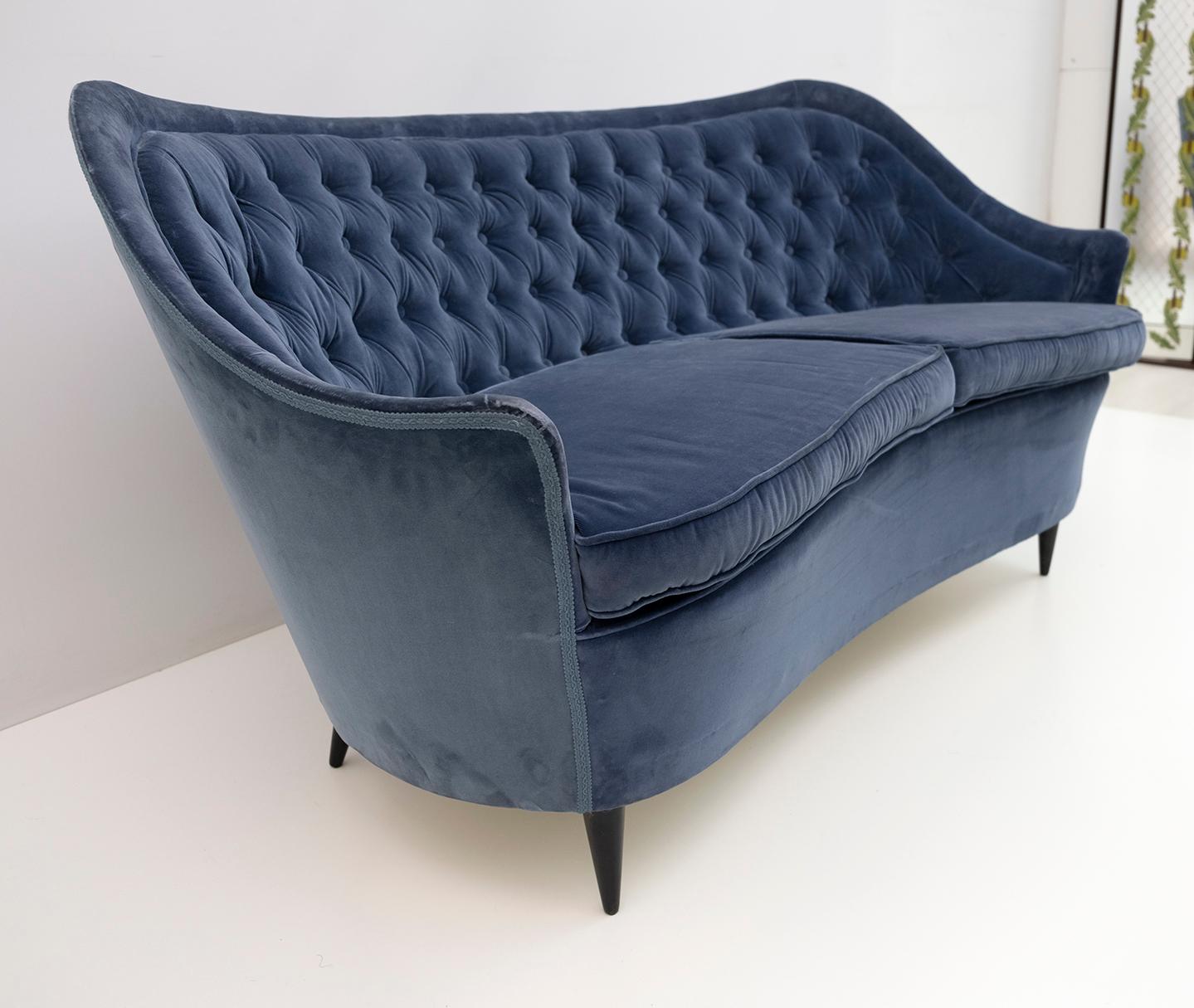 Gio Ponti Italian Curved Sofa for Casa E Giardino, 1930s In Good Condition In Puglia, Puglia