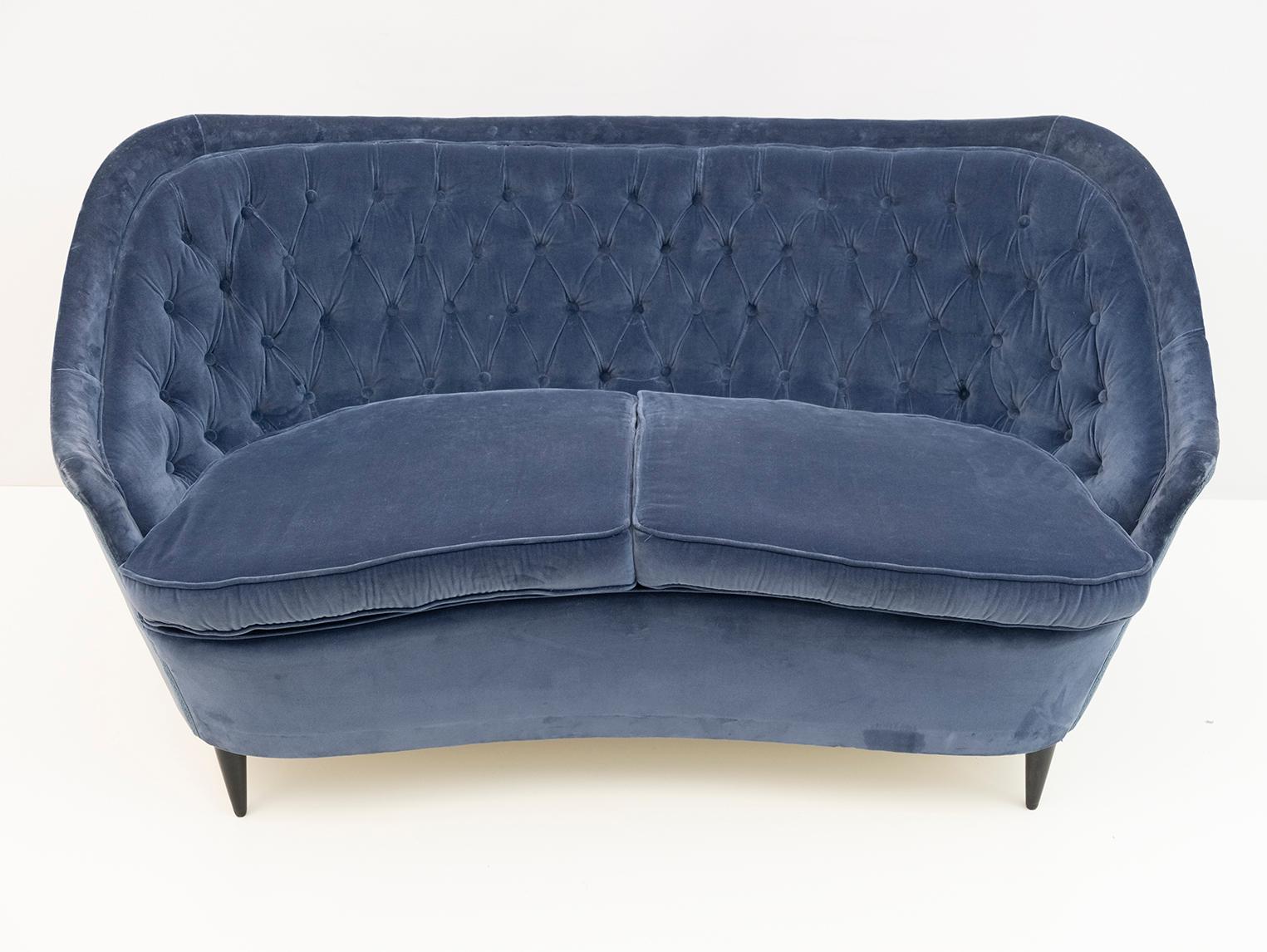 Mid-20th Century Gio Ponti Italian Curved Sofa for Casa E Giardino, 1930s