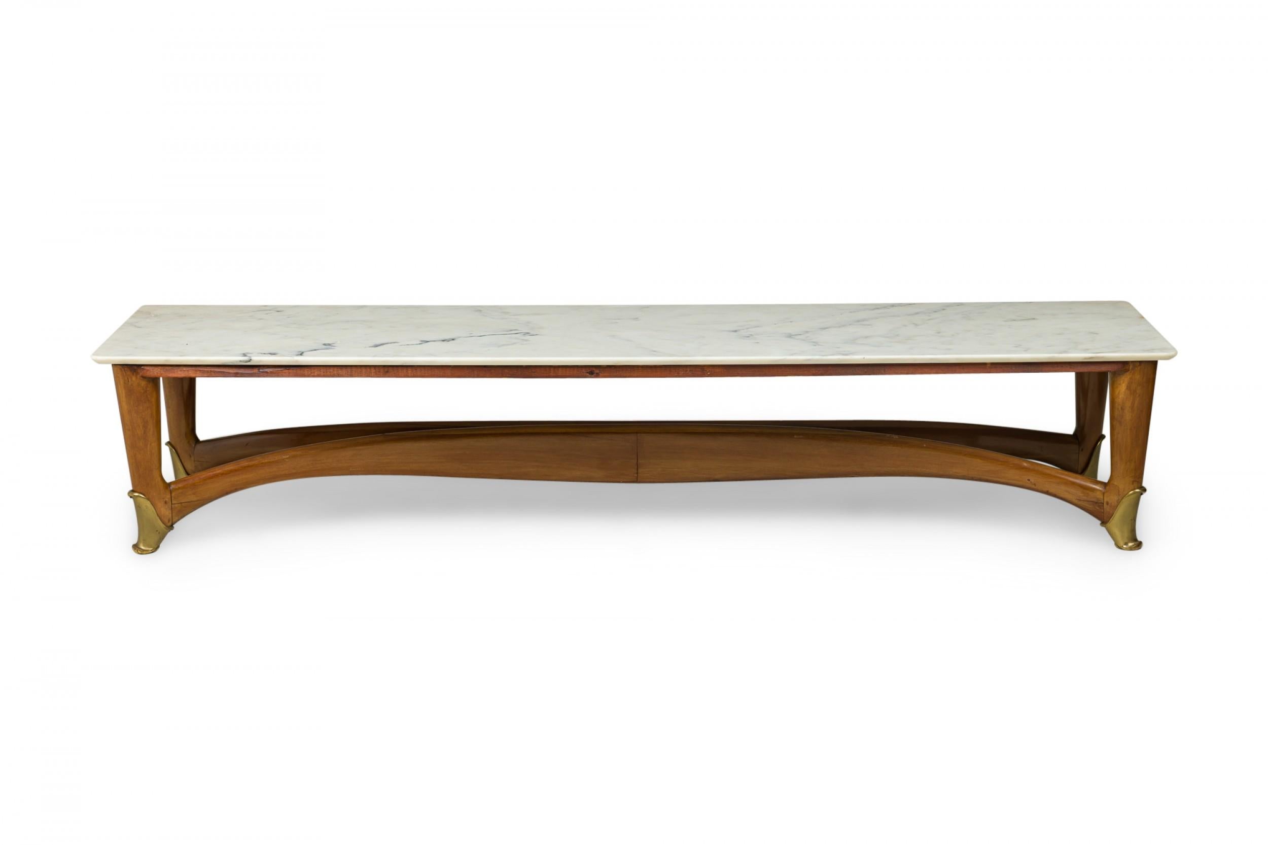 Gio Ponti Italian Mid-Century Modern Walnut and White Marble Low / Coffee Table (table basse / basse) en vente 1
