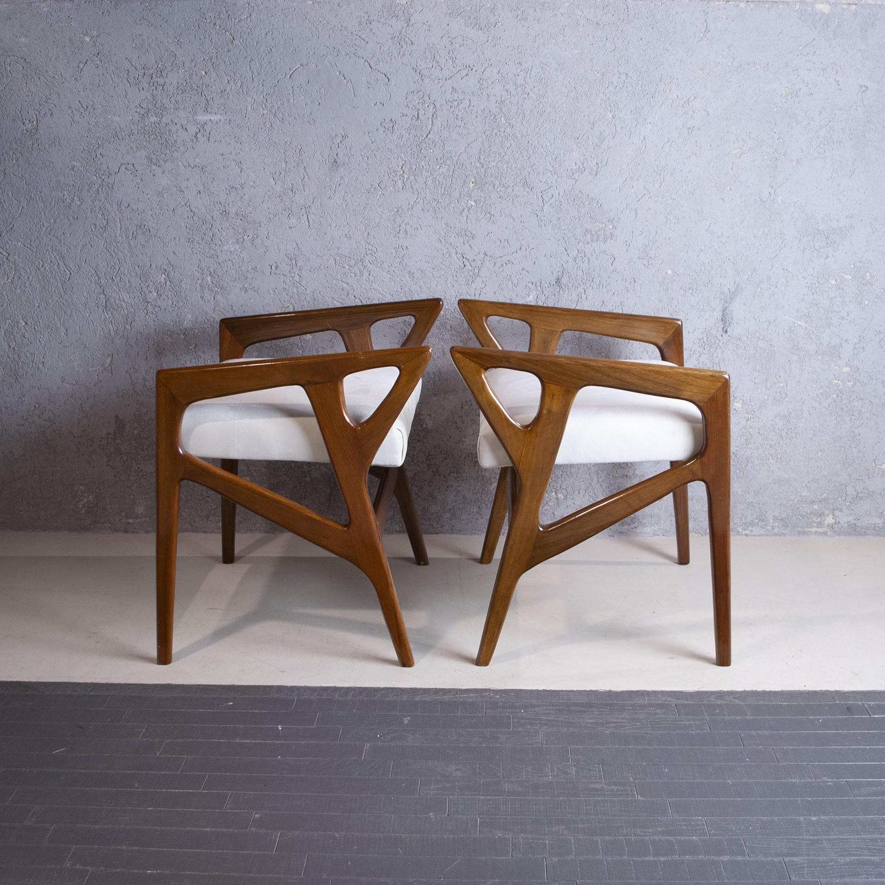 Mid-20th Century Gio Ponti italian midcentury pair of wooden stools 1950s for Cassina
