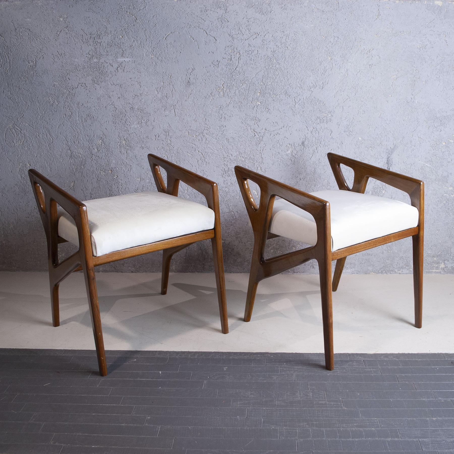 Gio Ponti italian midcentury pair of wooden stools 1950s for Cassina 2