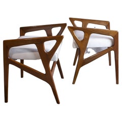 Gio Ponti italian midcentury pair of wooden stools 1950s for Cassina