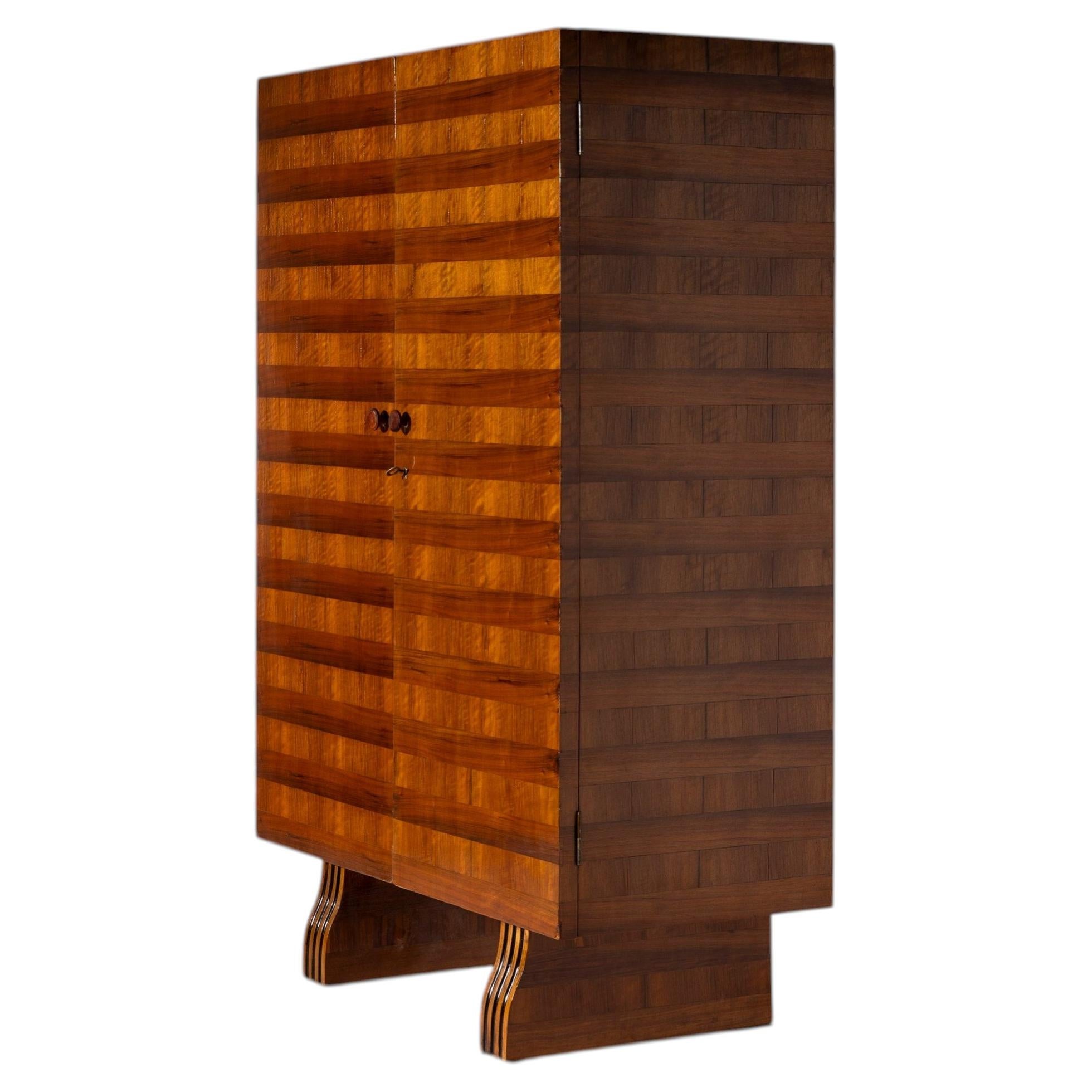 Gio Ponti Italian Walnut Wardrobe with Horizontal Striped Veneer, Italy, 1930s For Sale
