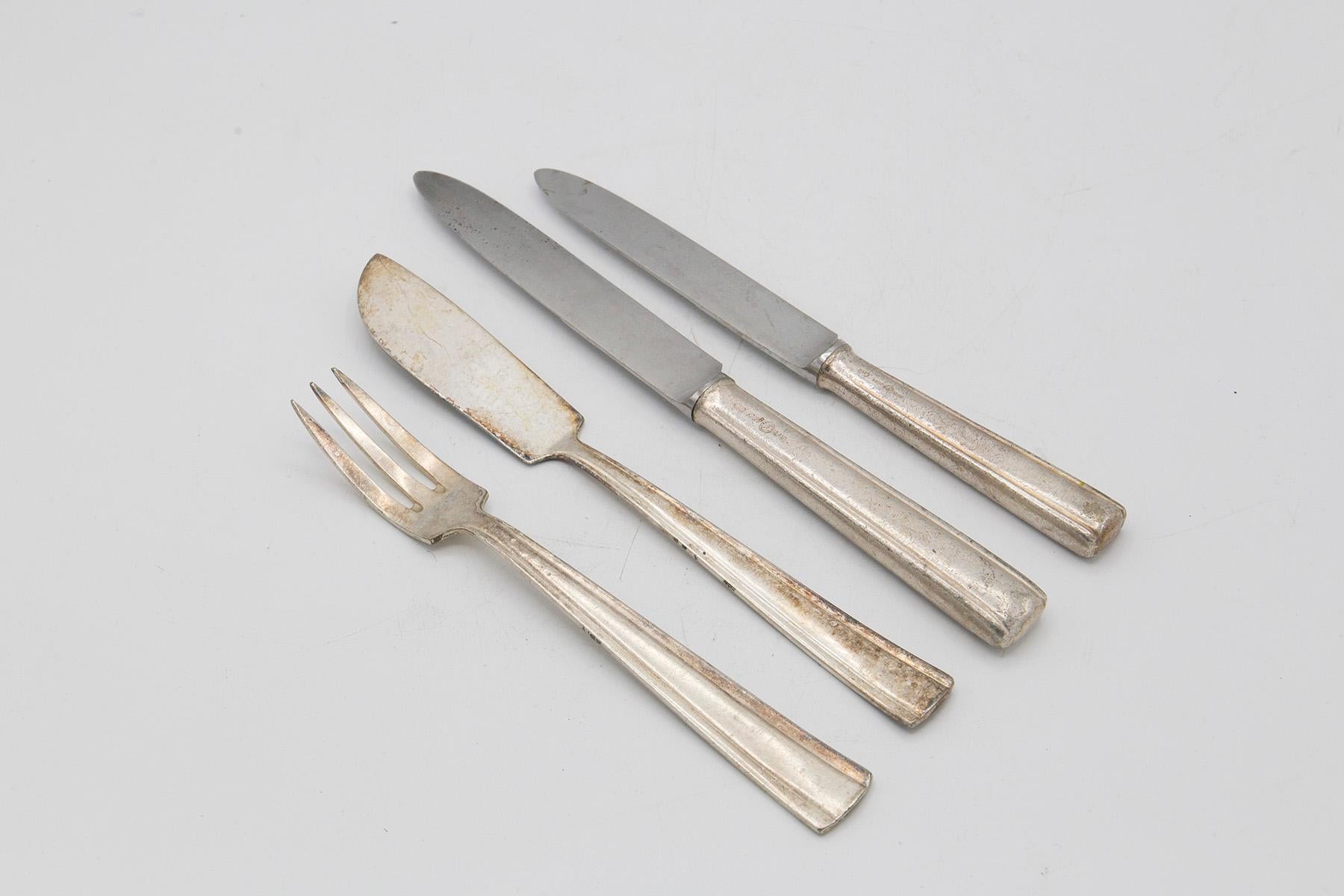 Gio Ponti, Krupp Milan Branded Set of Twelve Pieces of Cutlery In Good Condition In Milano, IT