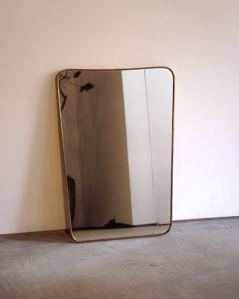 Gio Ponti Large Wall Mirror by Fontana Arte - IIII In Good Condition For Sale In New York, US