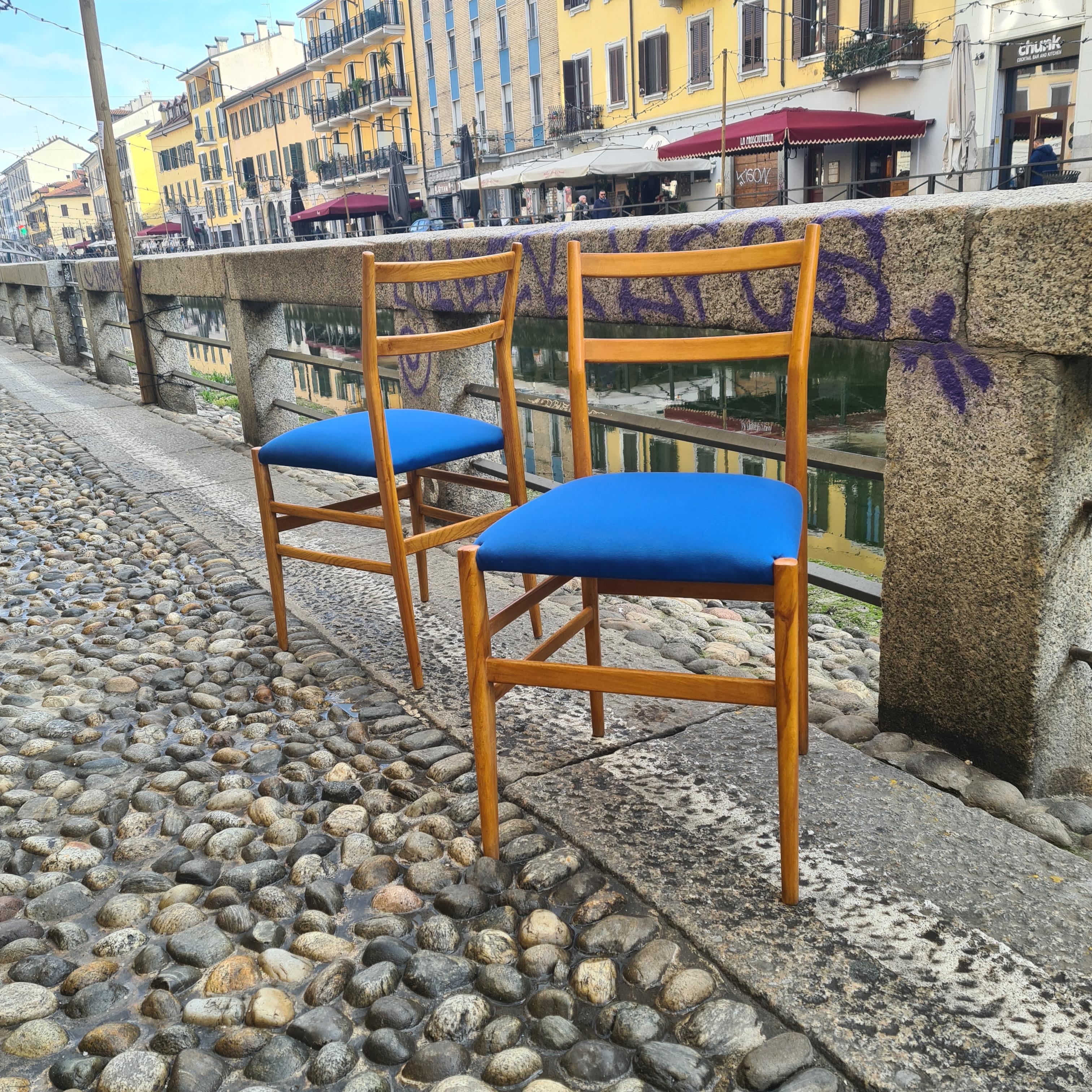 Bois Gio Ponti Leggera  2 Chaises de Cassina 1951 - Manteau d'origine en bois, Italie en vente