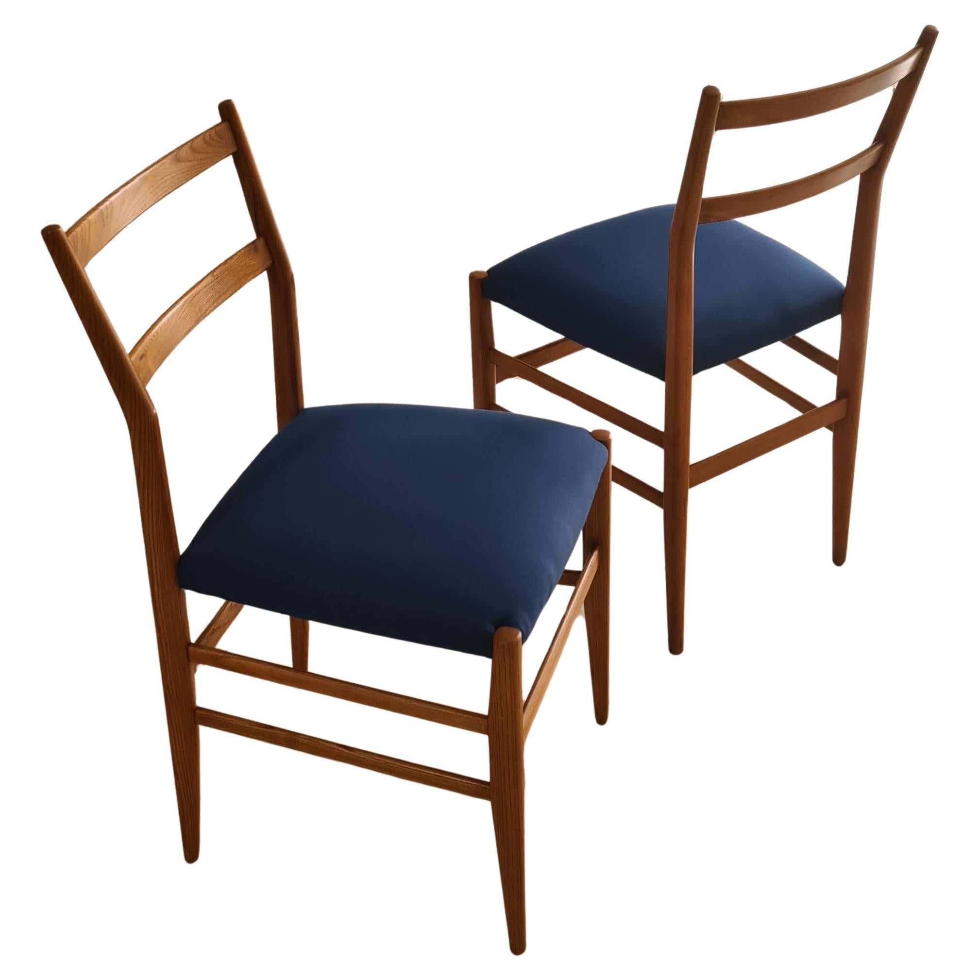 Gio Ponti Leggera  2 Chaises de Cassina 1951 - Manteau d'origine en bois, Italie