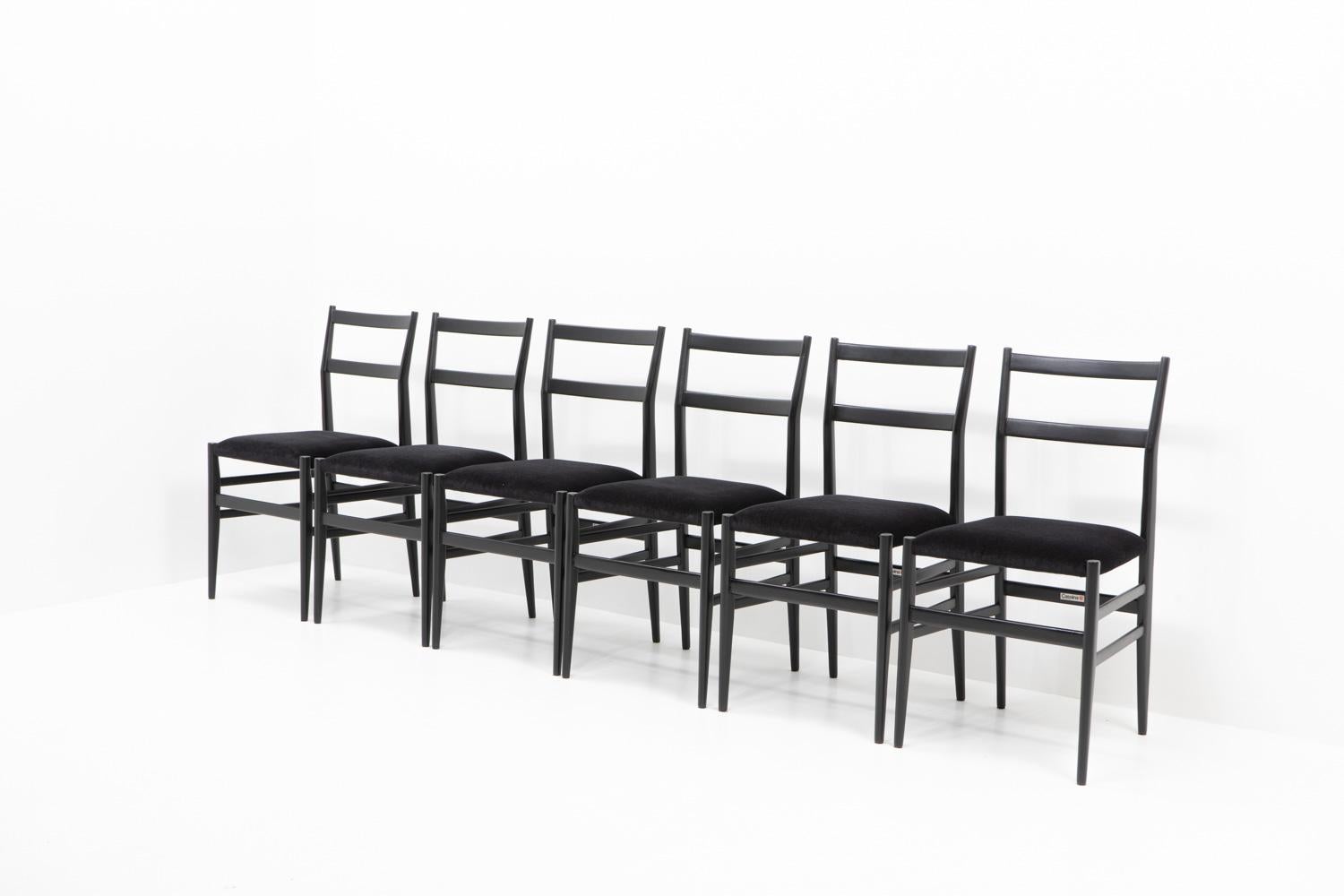 Gio Ponti, Sedia Leggera per Cassina, anni '70 - Set di sei in vendita 6