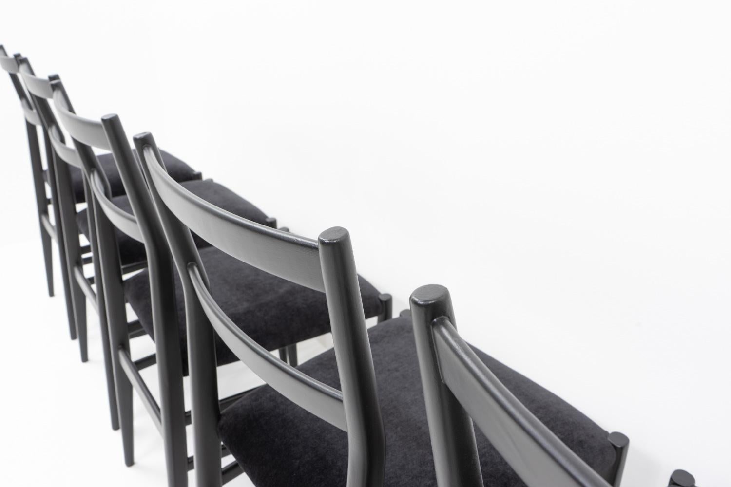 Italiano Gio Ponti, Sedia Leggera per Cassina, anni '70 - Set di sei in vendita