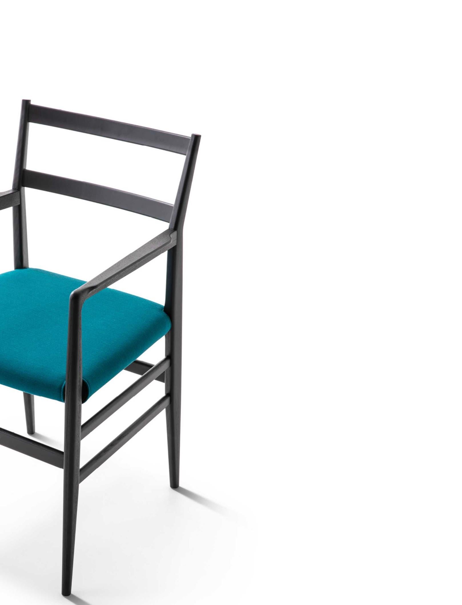 Gio Ponti Leggera Stuhl für Cassina (Moderne der Mitte des Jahrhunderts) im Angebot