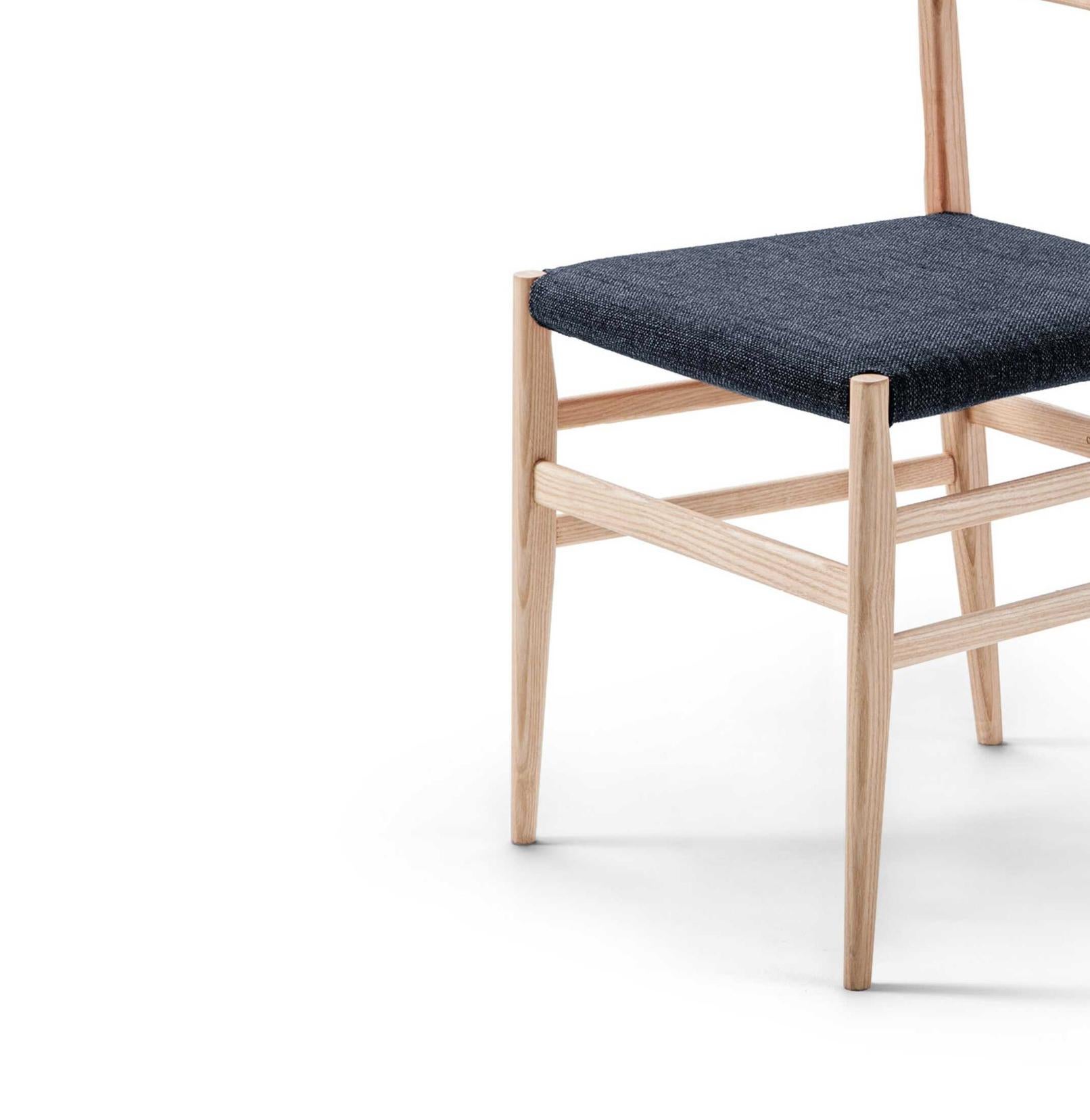 Gio Ponti Leggera Stuhl für Cassina (21. Jahrhundert und zeitgenössisch) im Angebot