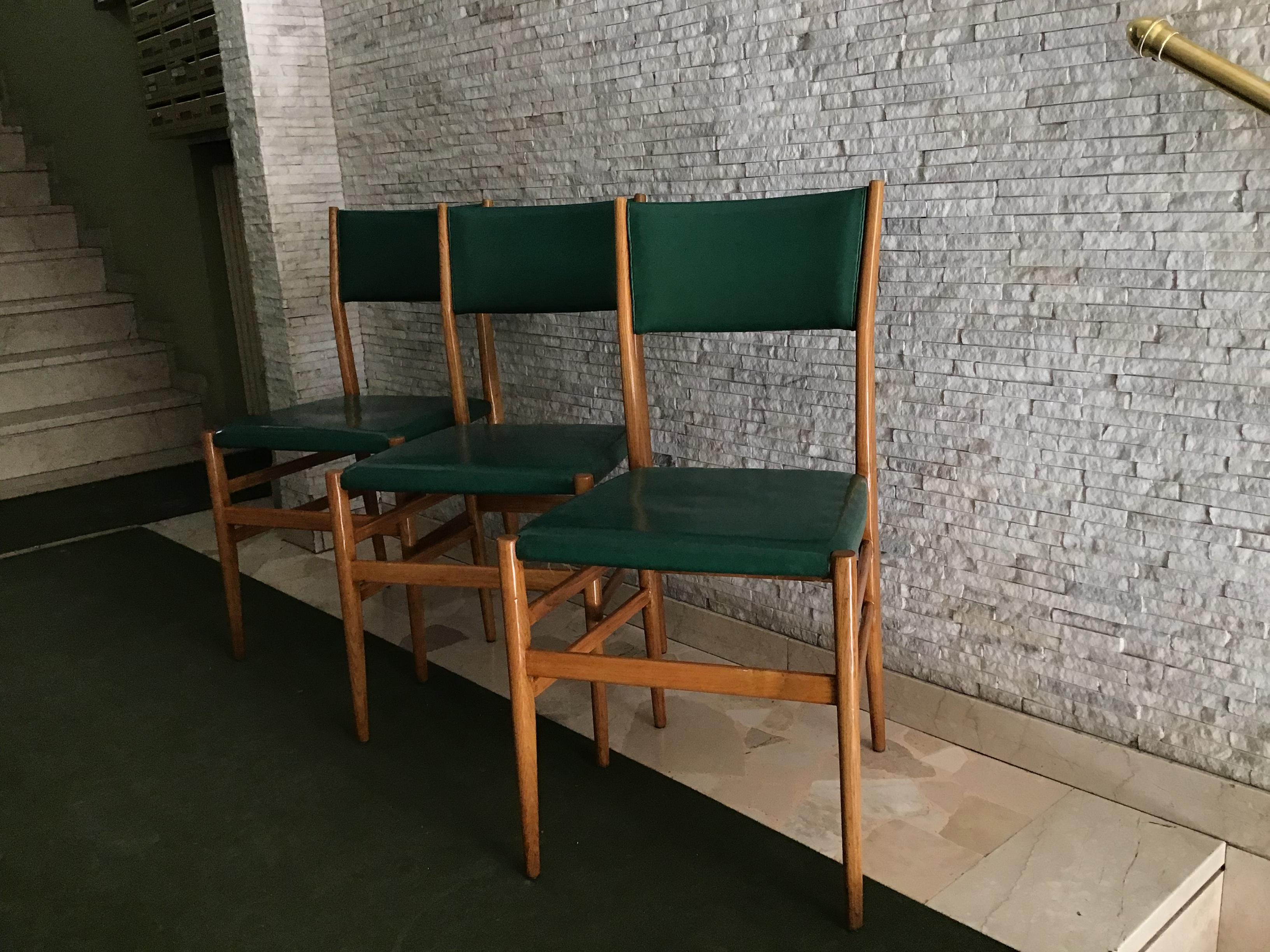 Mid-20th Century Gio Ponti “Leggera” Chairs by Cassina 1951 Wood Original Coating, Italy