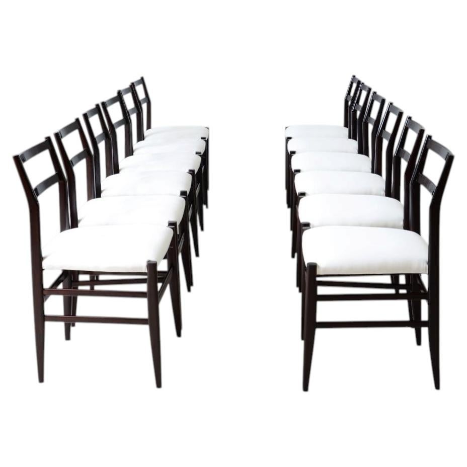 Gio Ponti, Leggera set of 12 chairs in anthracite stained wood For Sale