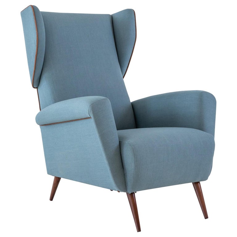 Gio Ponti Lounge Chair in Light Blue Wool with Saddle Leather Piping at