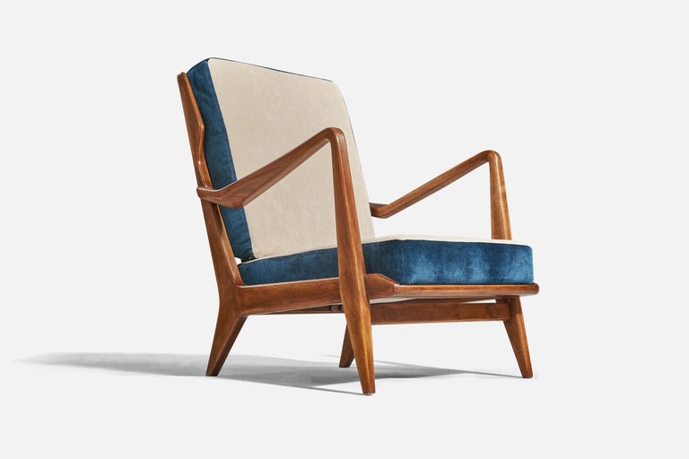 Gio Ponti, Lounge Chairs, Walnut, Blue And White Velvet, Cassina, Italy