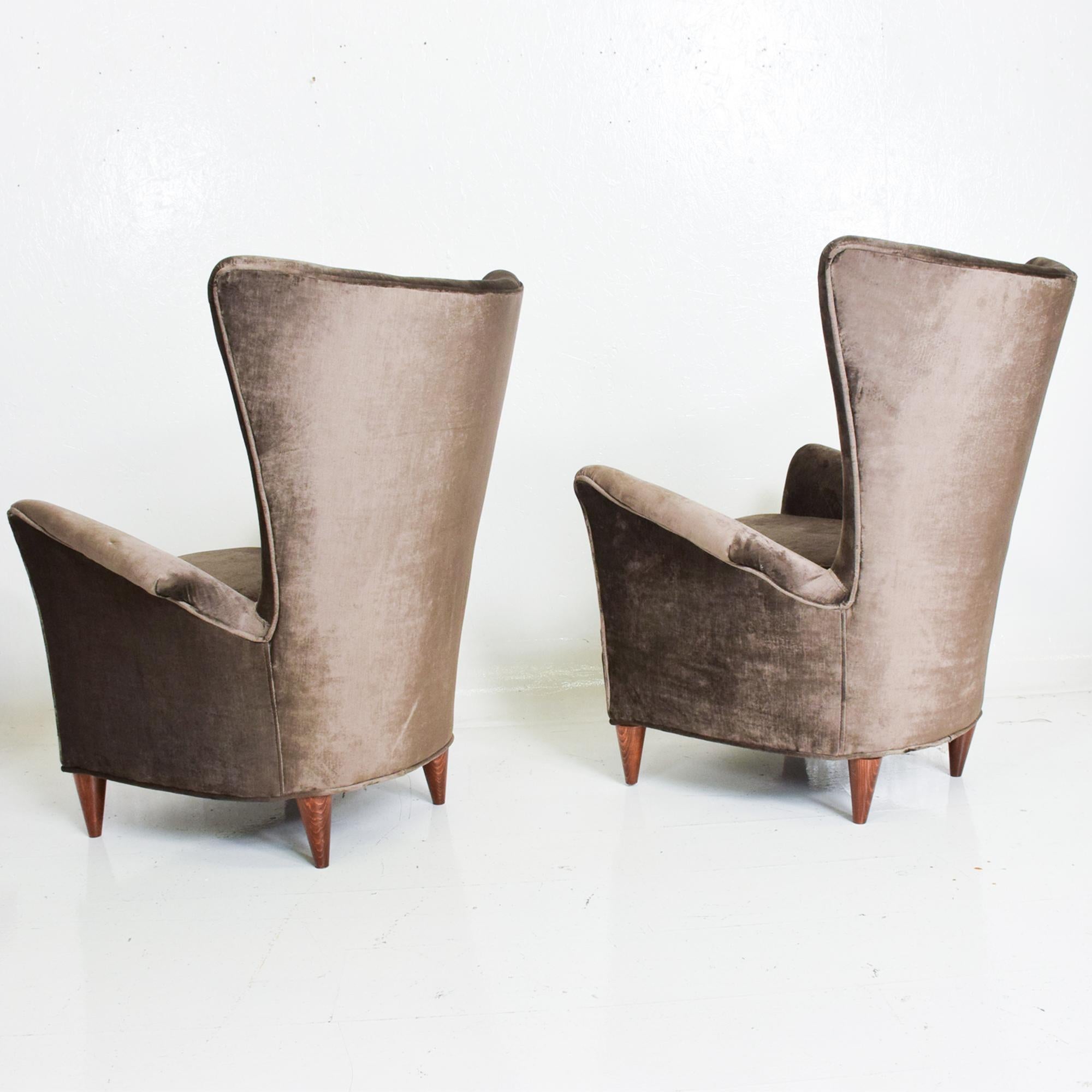 Gio Ponti Luxury Lounge Arm Chair Pair from Hotel Bristol Merano, Italy 1950s In Good Condition In Chula Vista, CA
