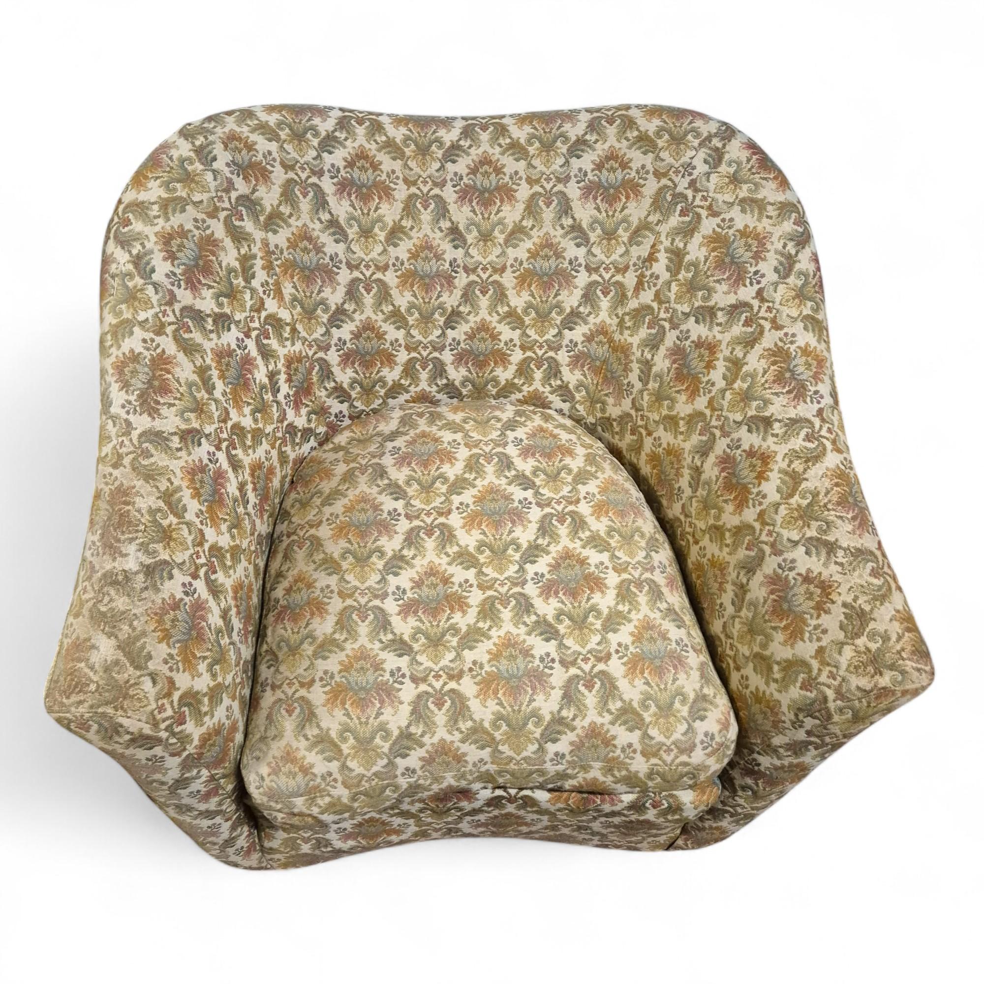Gio Ponti Mid-Century Armchair – Italy, Circa 1950 For Sale 1