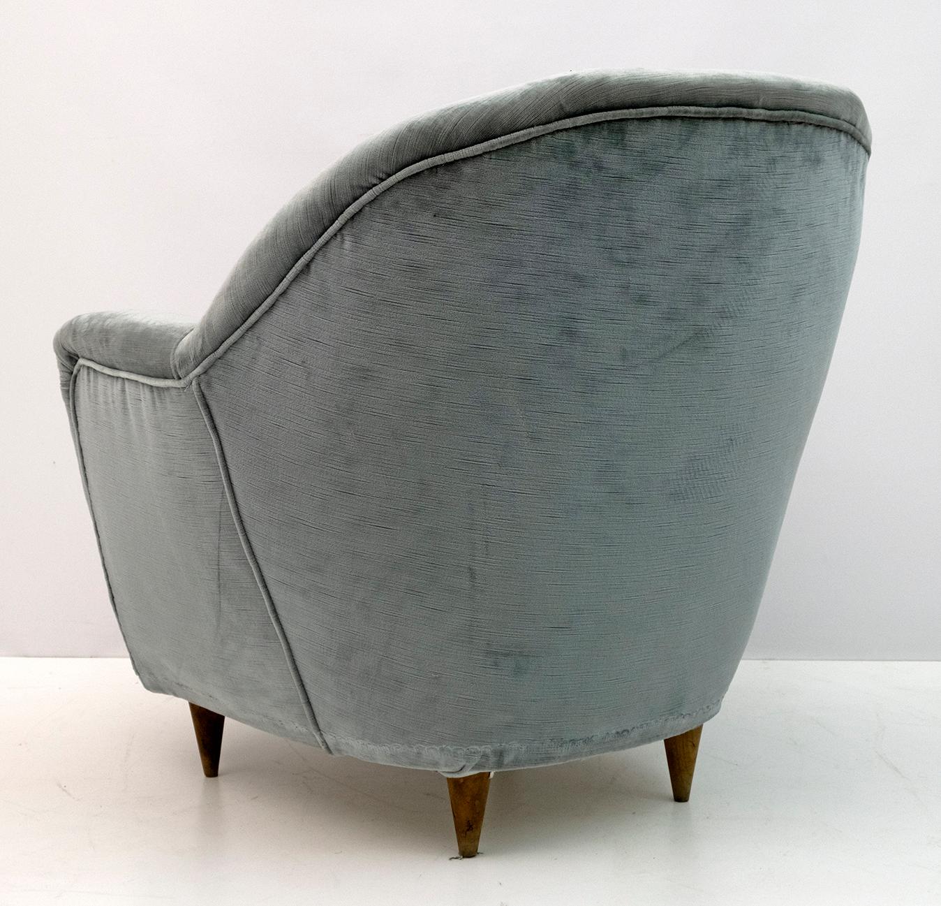 Gio Ponti Mid-Century Italian Curved Sofa and Two Armchairs Casa E Giardino, '50 10