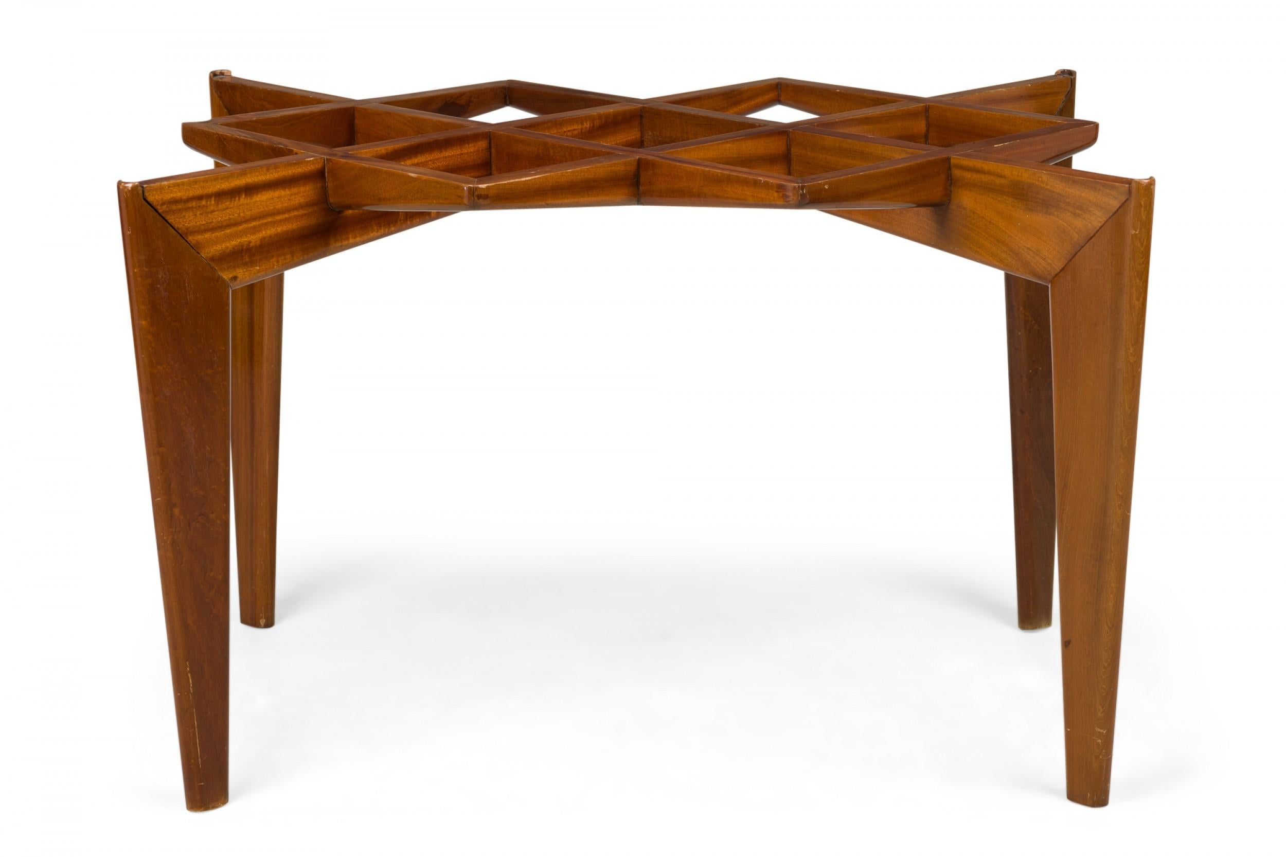 Mid-Century Modern Table de salle à manger en acajou Gio Ponti Mid-Century Italian Modern en vente